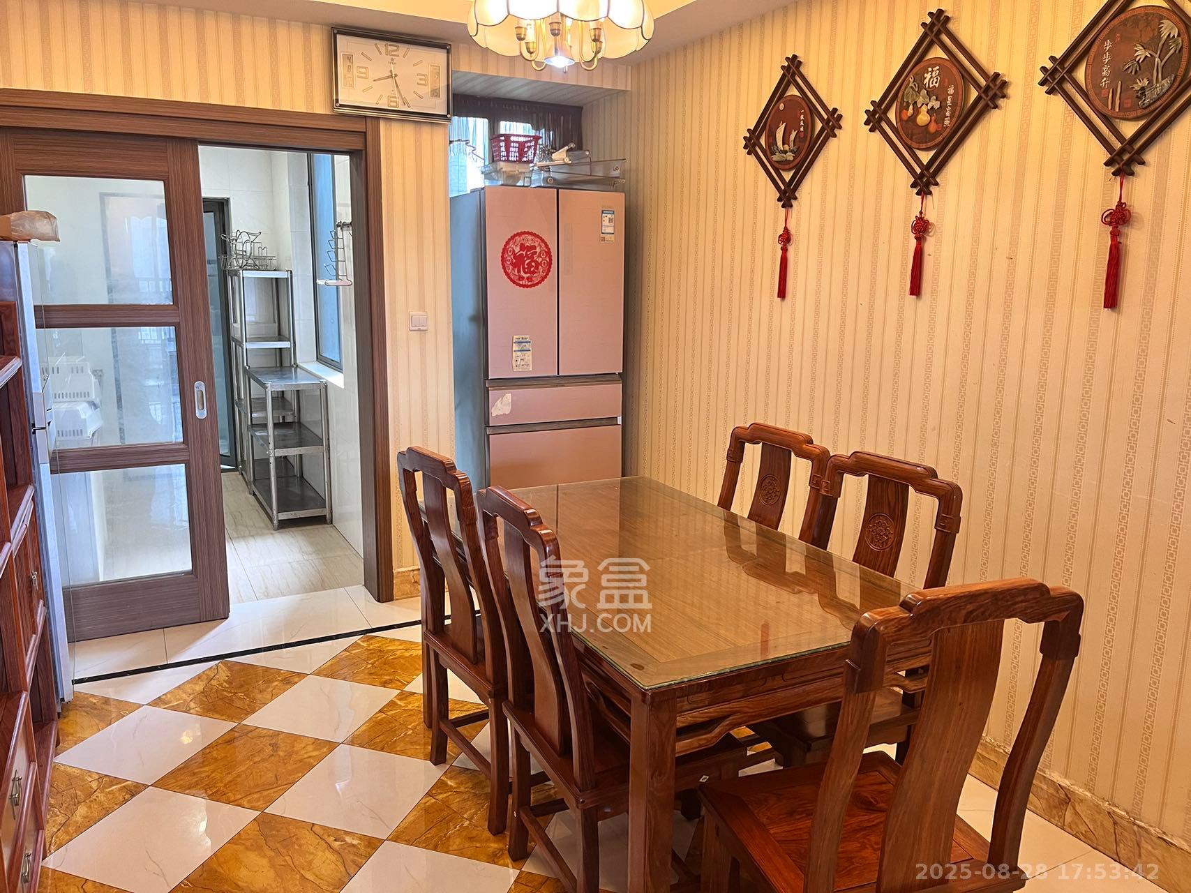 碧桂园南城首府（东宸林海）  4室2厅2卫   2700.00元/月室内图