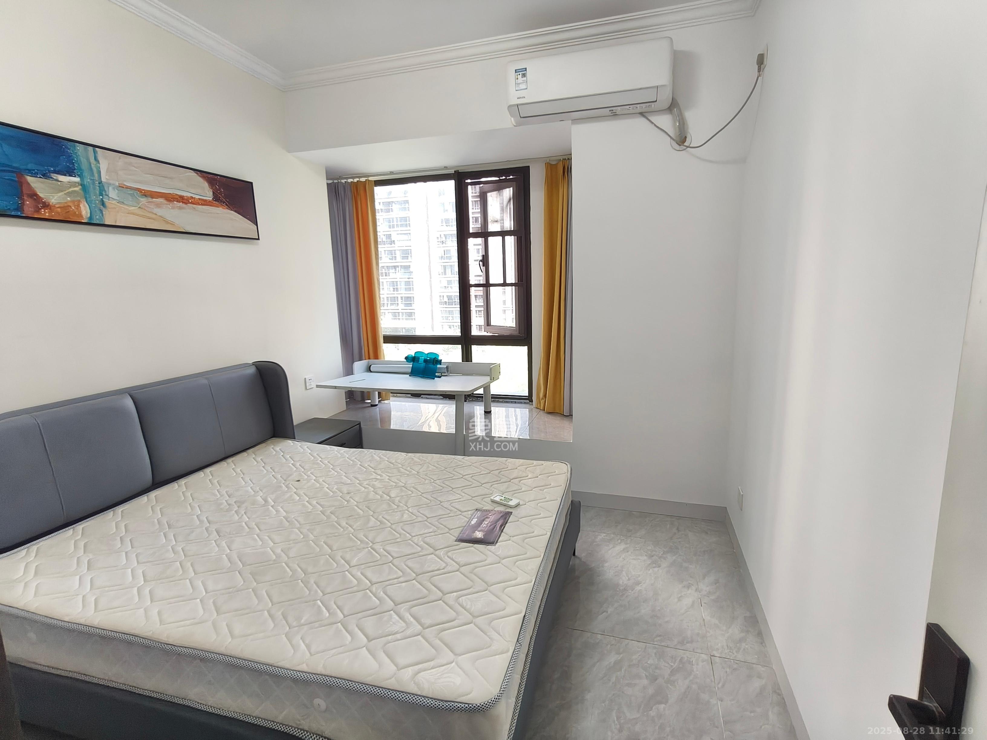 明昇壹城（明昇时代广场）二期  4室2厅2卫    4300.0元/月室内图