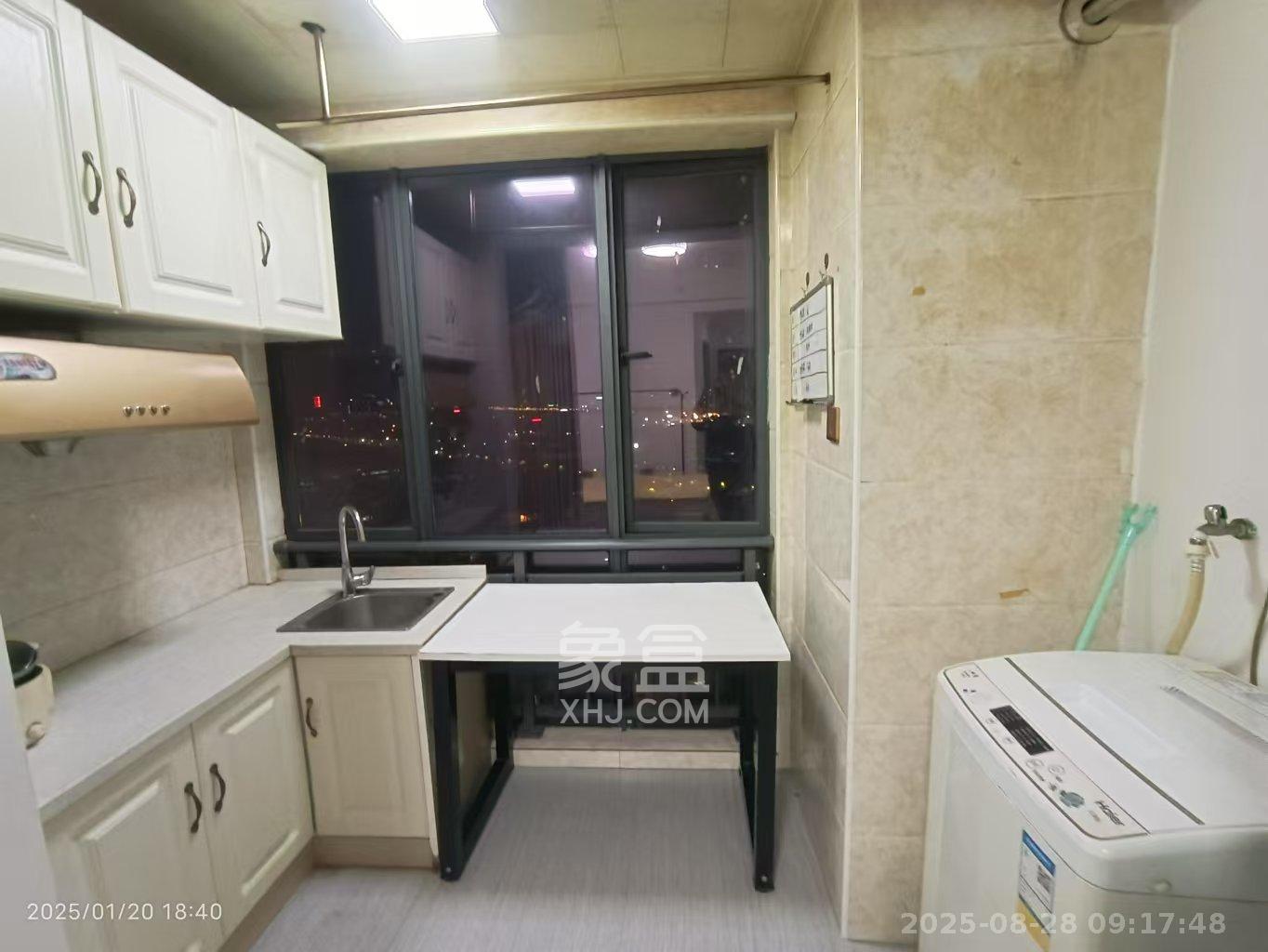 保利麓谷林语I区  1室1厅1卫    1100.0元/月室内图