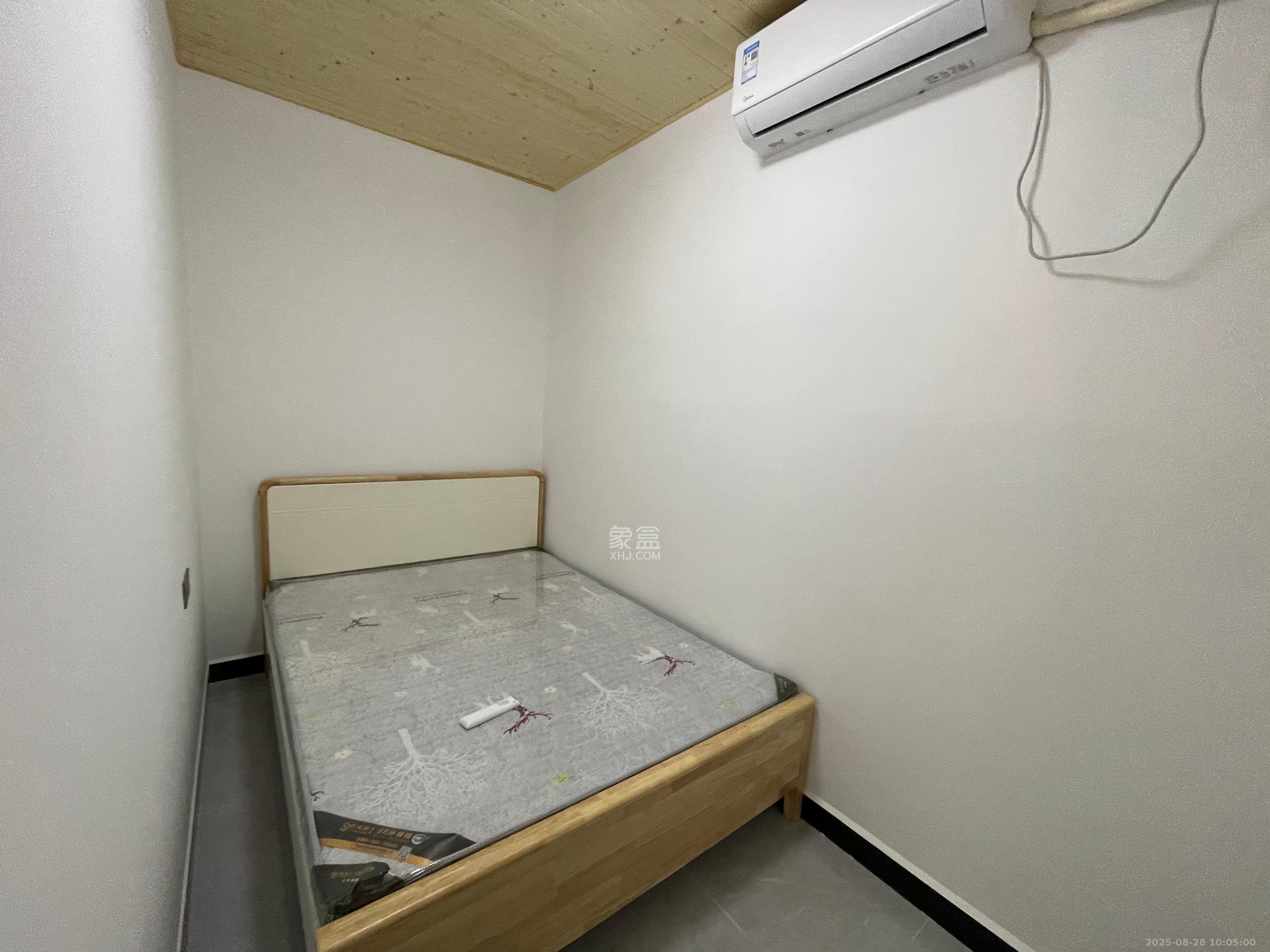 标准件厂宿舍(长沙标准件总厂宿舍)  2室1厅1卫    1200.0元/月 标准件厂宿舍(长沙标准件总厂宿舍)  2室1厅1卫    1200.0元/月室内图