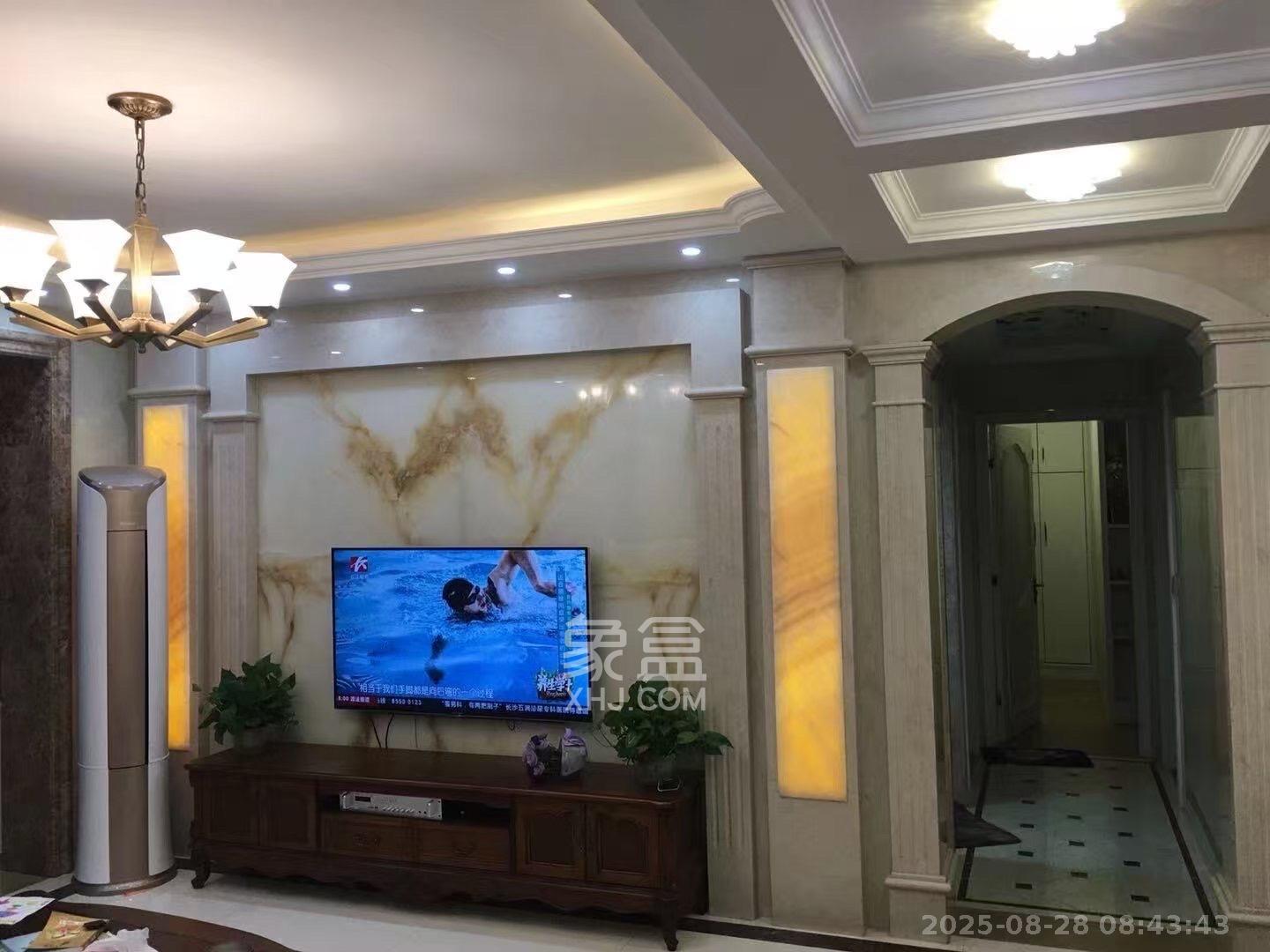 佳兆业君汇上品  3室2厅2卫   2300.00元/月