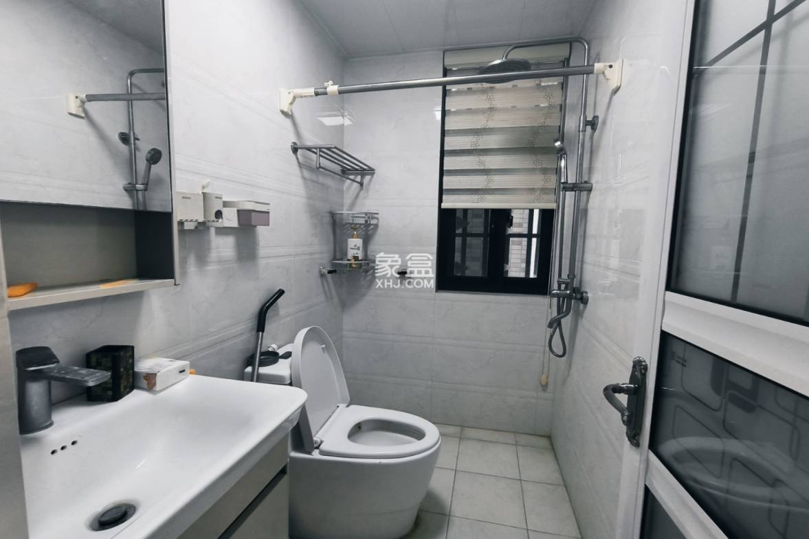 环强御景湾 2室2厅2卫 222.0万 环强御景湾 2室2厅2卫 222.0万室内图