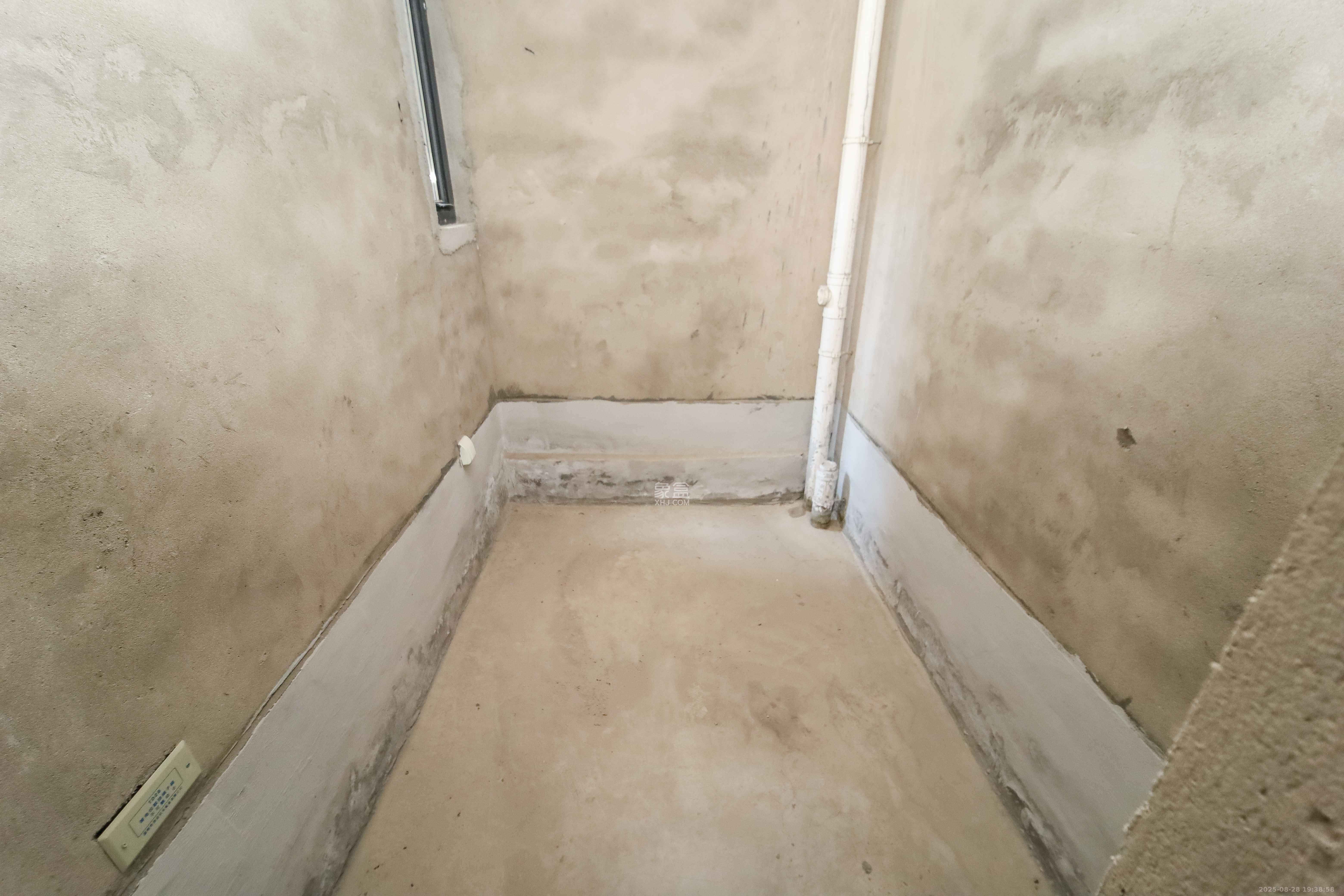 宝能公馆（美联天骄城五期）  4室2厅3卫    295.0万卫生间