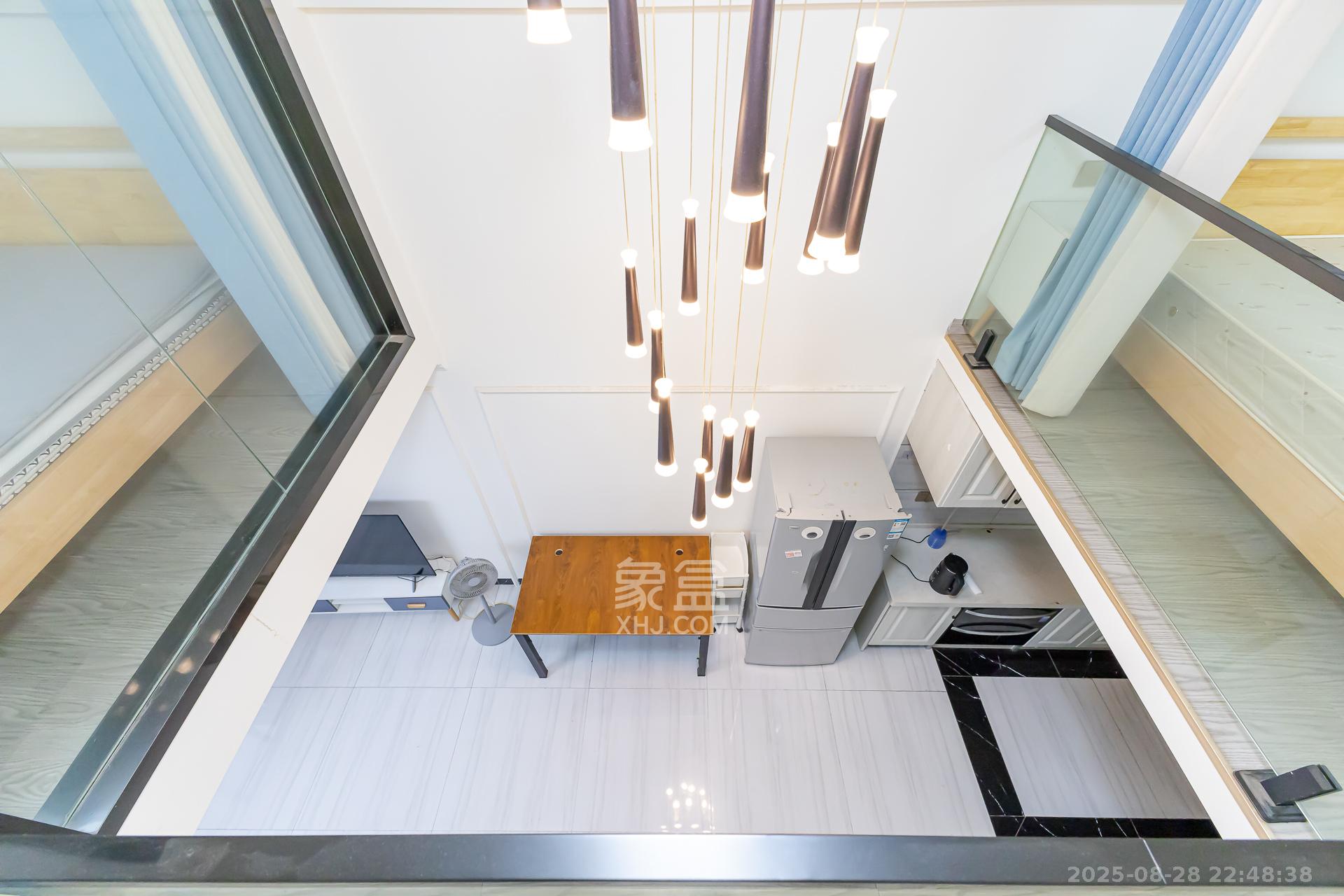 嘉宇银杉(嘉宇西苑)  1室0厅0卫    30.0万 嘉宇银杉(嘉宇西苑)  1室0厅0卫    30.0万客厅