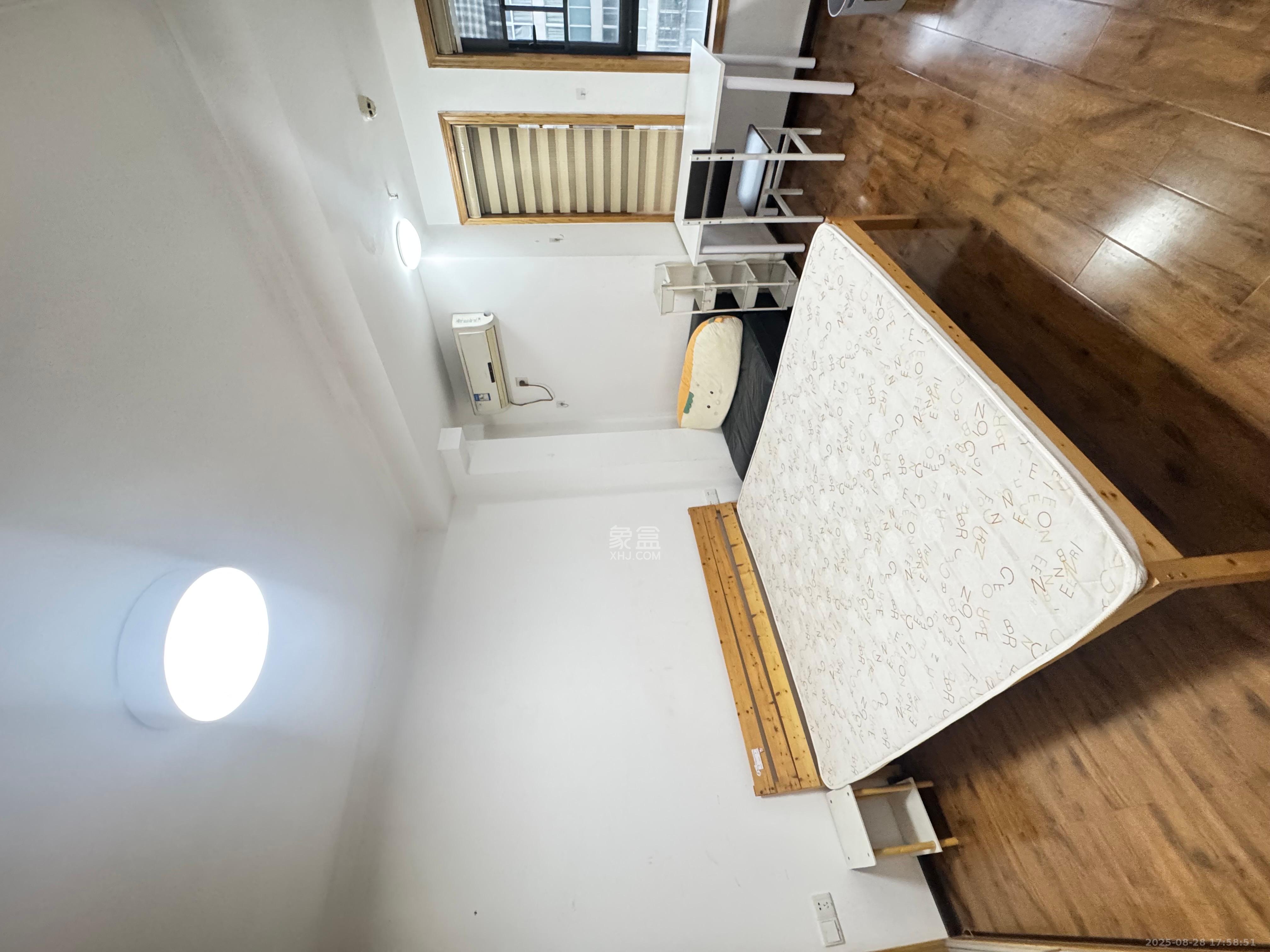 天鸿天府(天鸿中央大院) 2室1厅1卫 1600.0元/月 天鸿天府(天鸿中央大院) 2室1厅1卫 1600.0元/月室内图