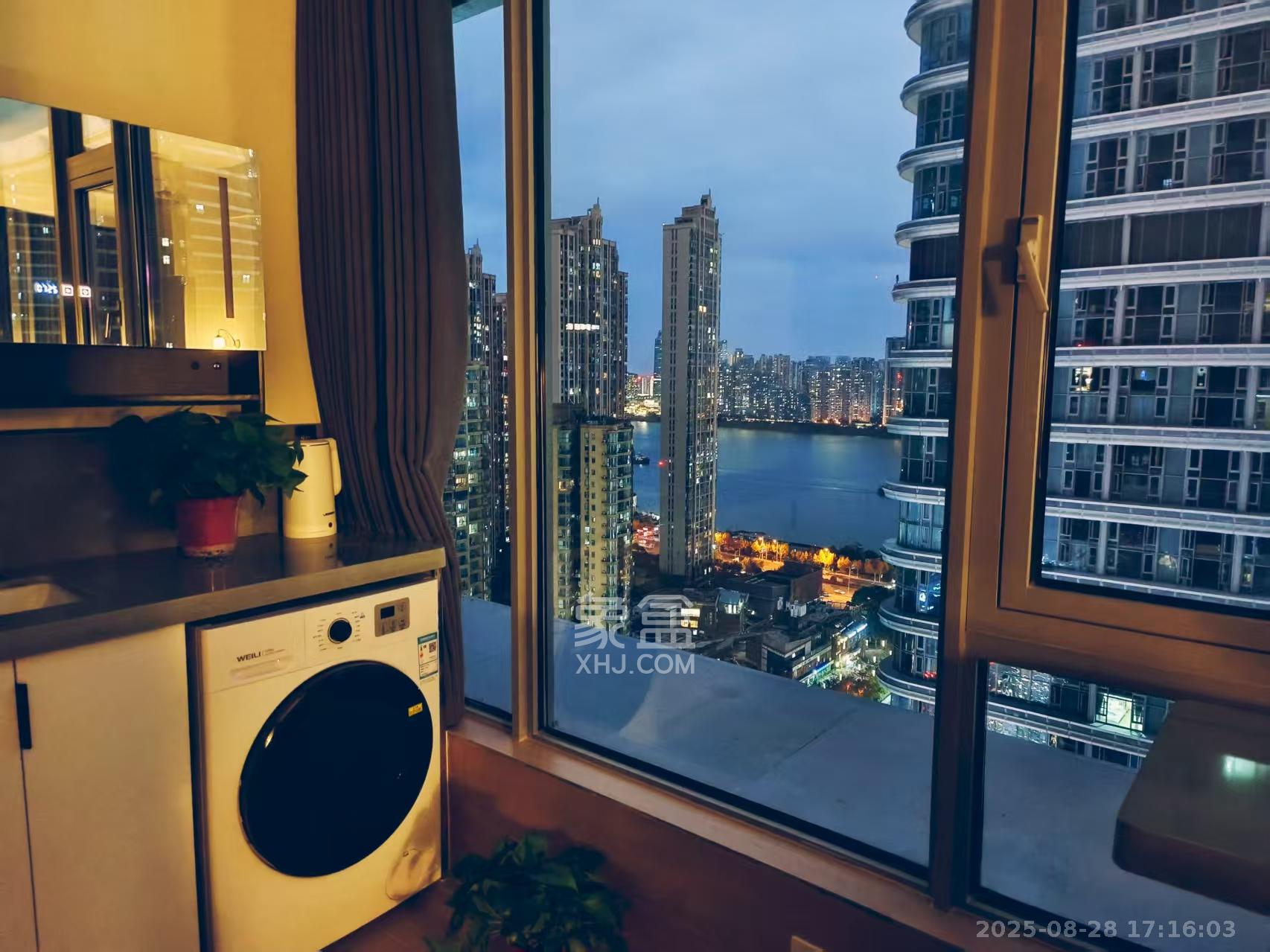 保利天禧EF区  1室1厅1卫    2300.0元/月室内图