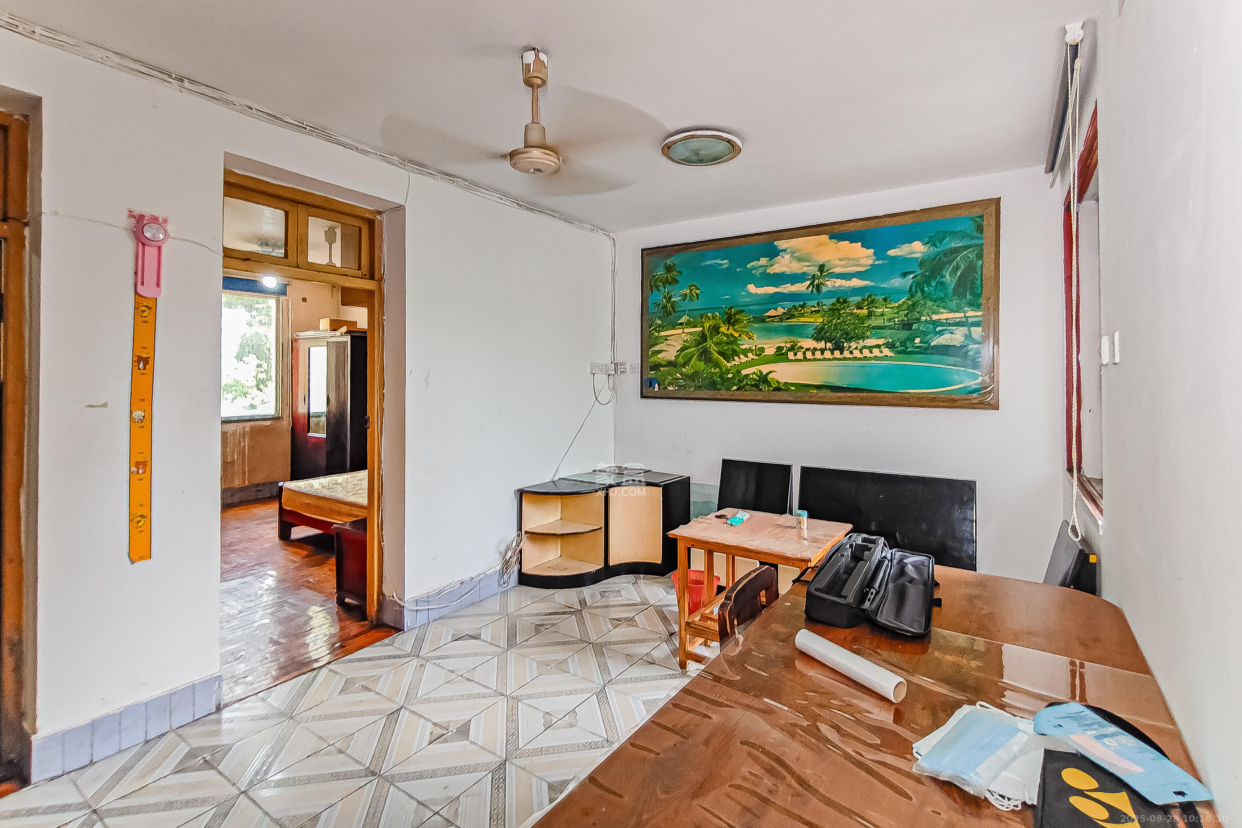 人民新村  2室1厅1卫    38.0万 人民新村  2室1厅1卫    38.0万客厅