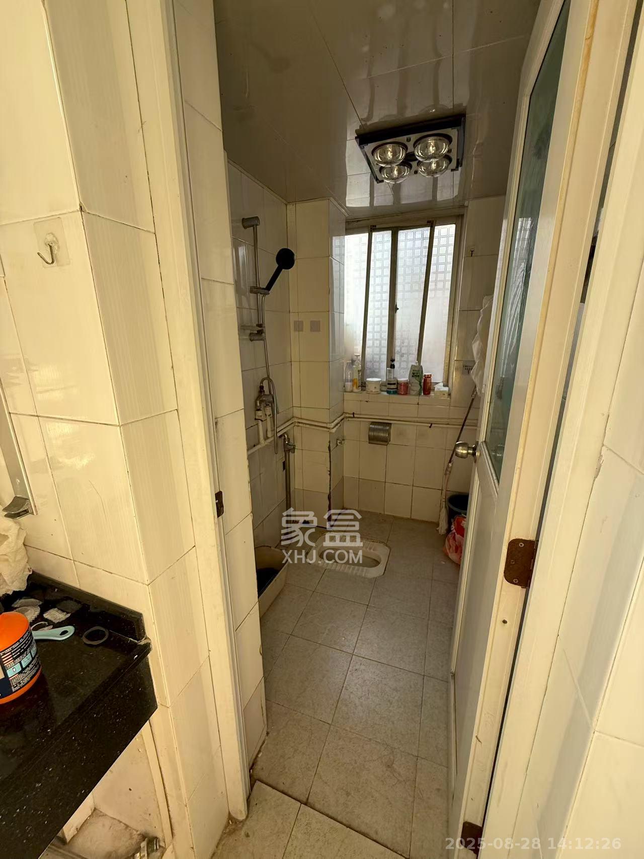 湖开小区(湖南开关厂宿舍)/南大桥社区 2室1厅1卫 1100.0元/月 湖开小区(湖南开关厂宿舍)/南大桥社区 2室1厅1卫 1100.0元/月室内图