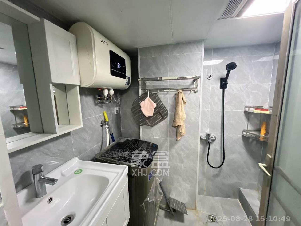 长房时代小镇  1室0厅0卫    2100.0元/月 长房时代小镇  1室0厅0卫    2100.0元/月室内图