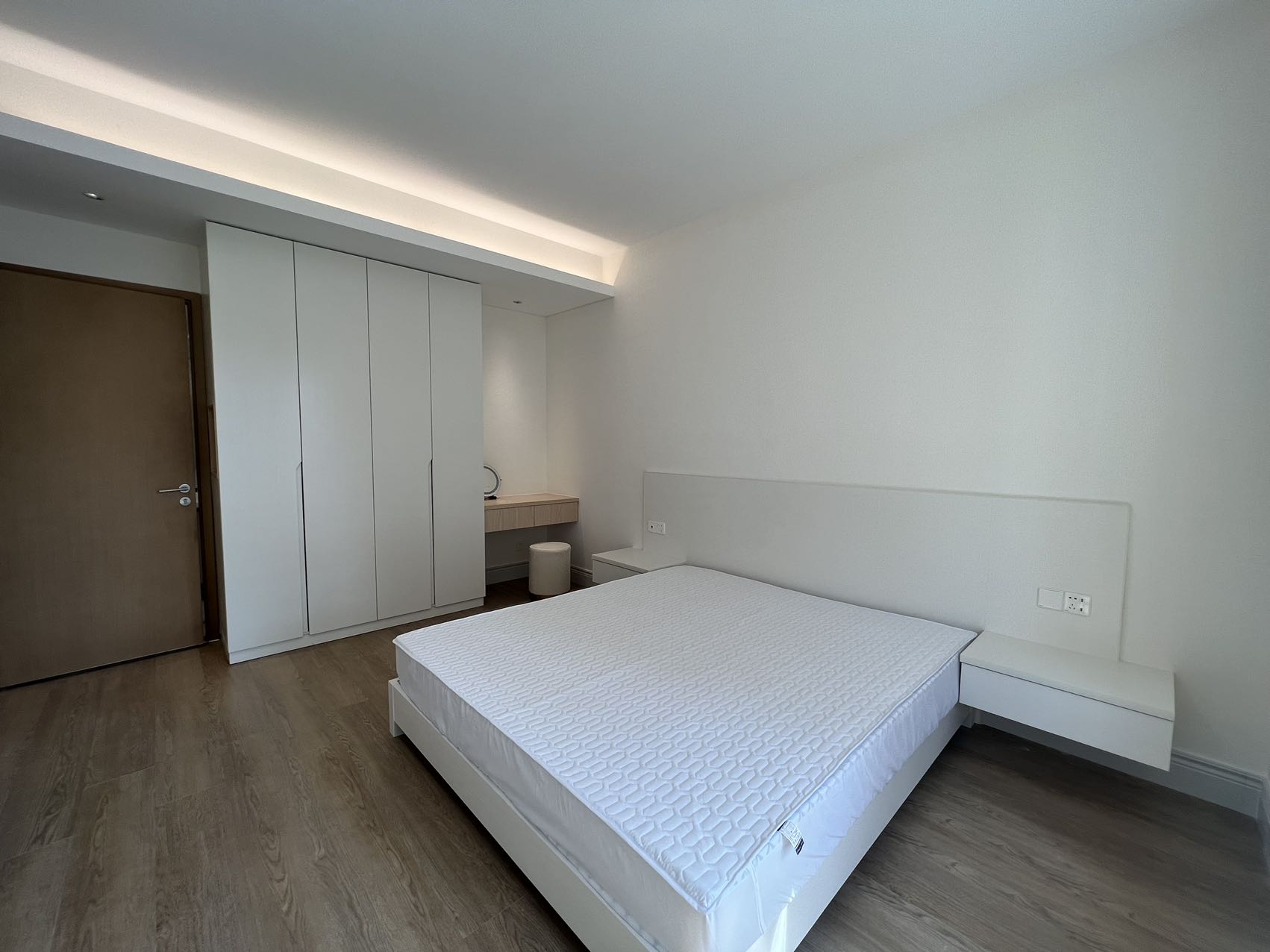 华润中心二期东悦府 4室2厅2卫 10000.0元/月 华润中心二期东悦府 4室2厅2卫 10000.0元/月室内图