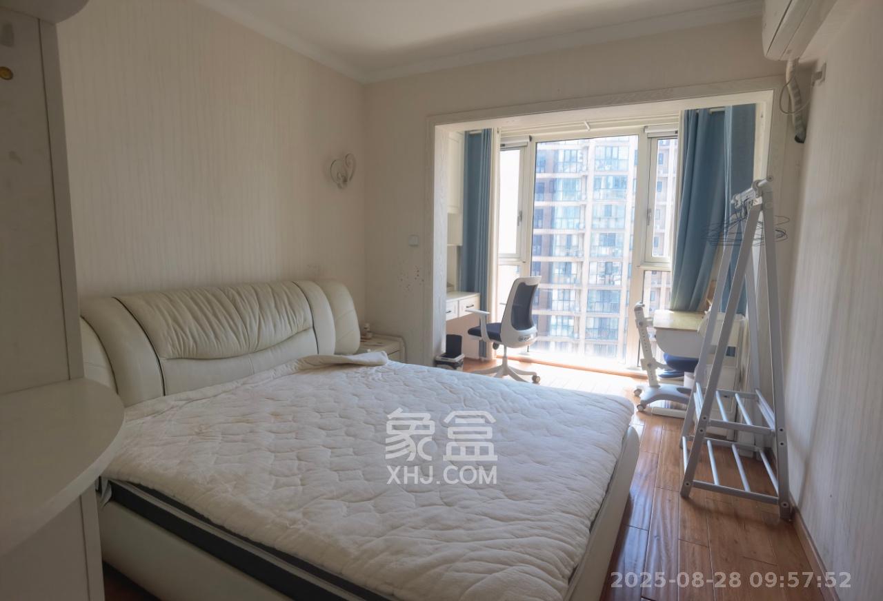 中信凯旋城(中信新城四期)  3室2厅1卫    2000.0元/月 中信凯旋城(中信新城四期)  3室2厅1卫    2000.0元/月室内图