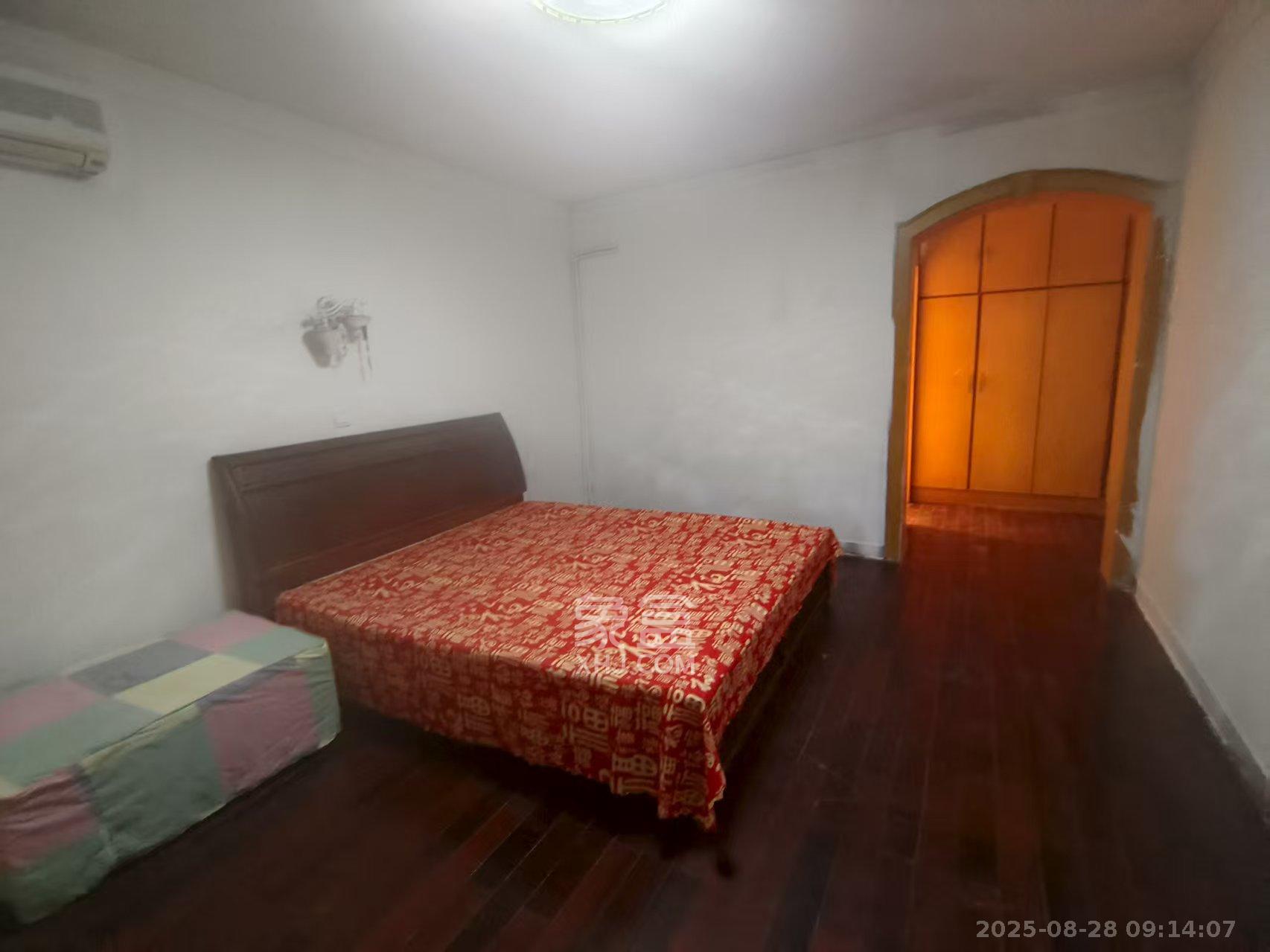 广宇园丁新村  4室2厅2卫    2500.0元/月 广宇园丁新村  4室2厅2卫    2500.0元/月室内图