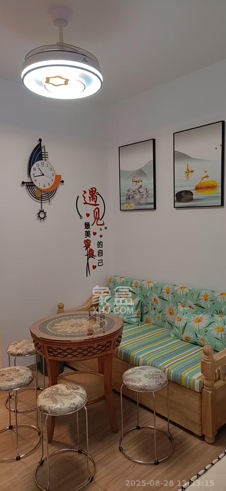 新长海漓湘悦  1室1厅1卫    1300.0元/月 新长海漓湘悦  1室1厅1卫    1300.0元/月室内图