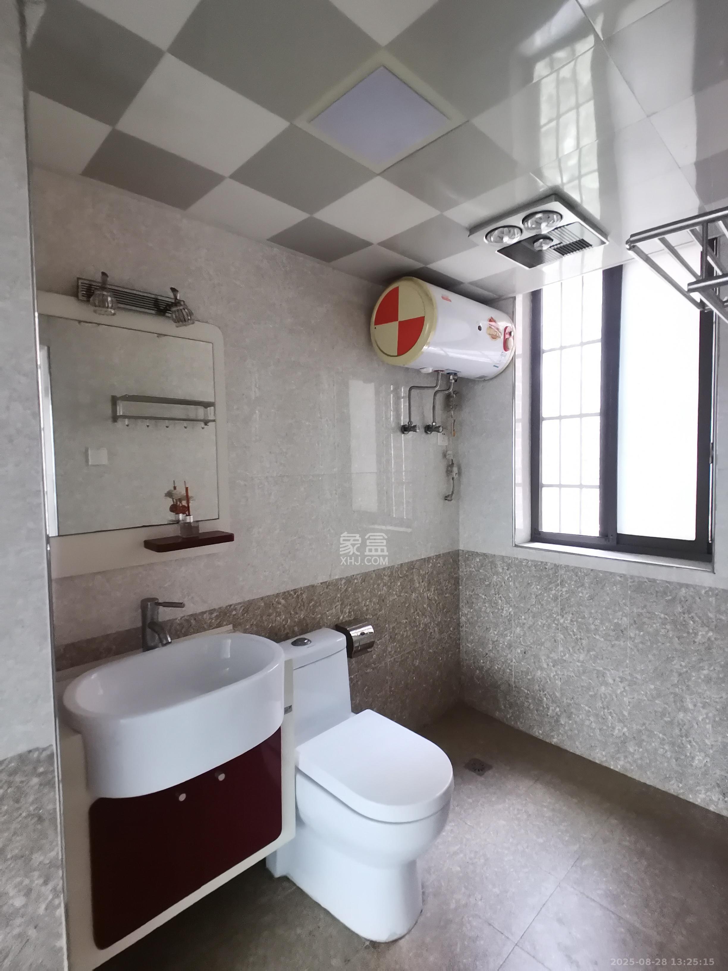 方略潇邦  3室2厅2卫    1700.0元/月室内图