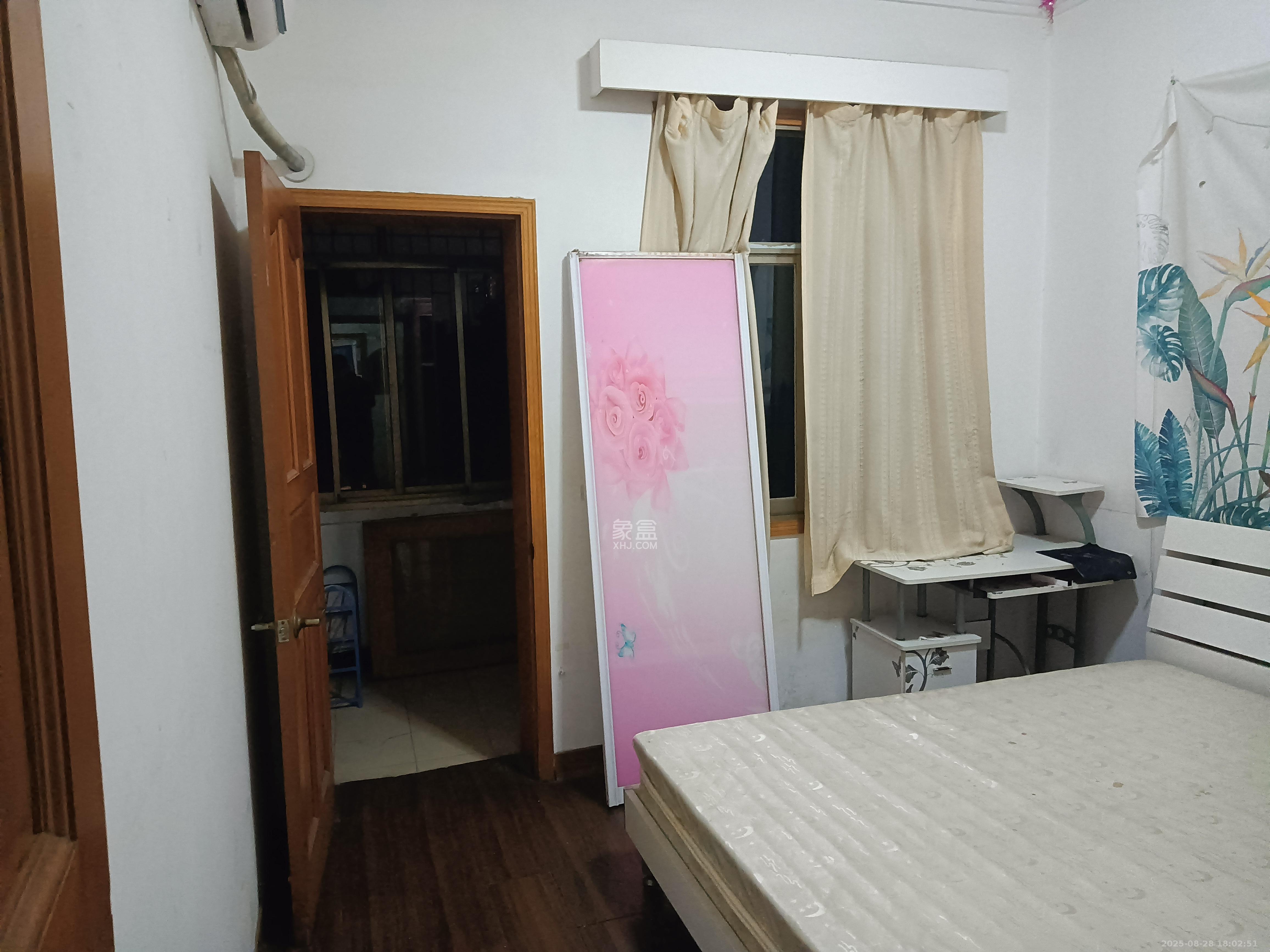 狮子山一片  2室1厅1卫   1200.00元/月室内图
