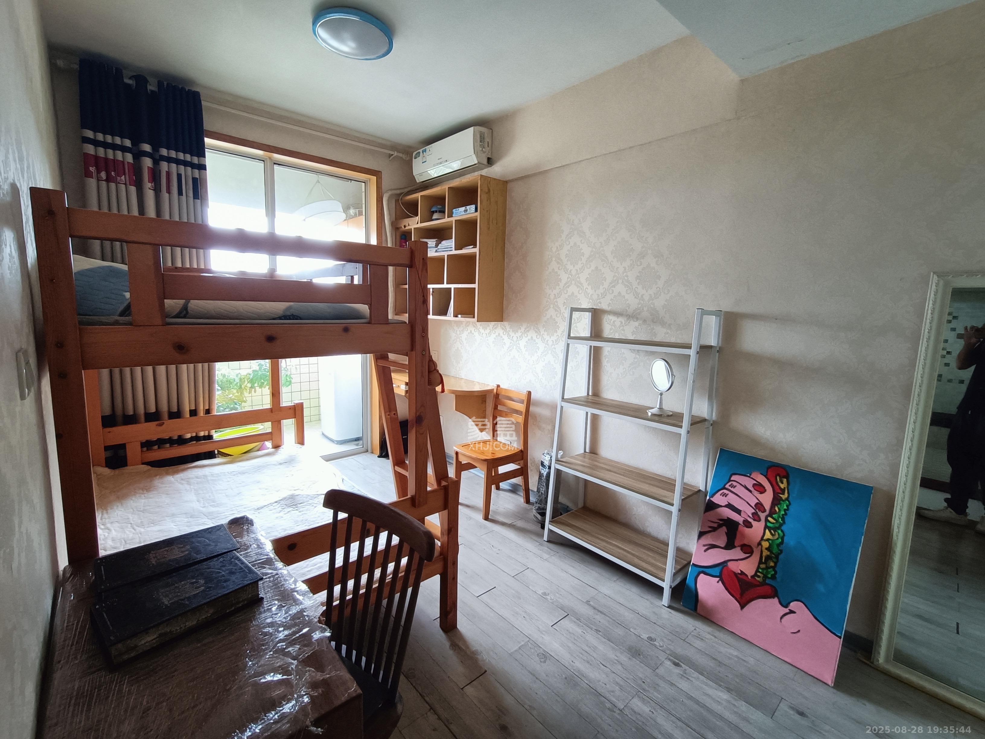 荣鑫家园 2室2厅1卫 1650.0元/月 荣鑫家园 2室2厅1卫 1650.0元/月室内图