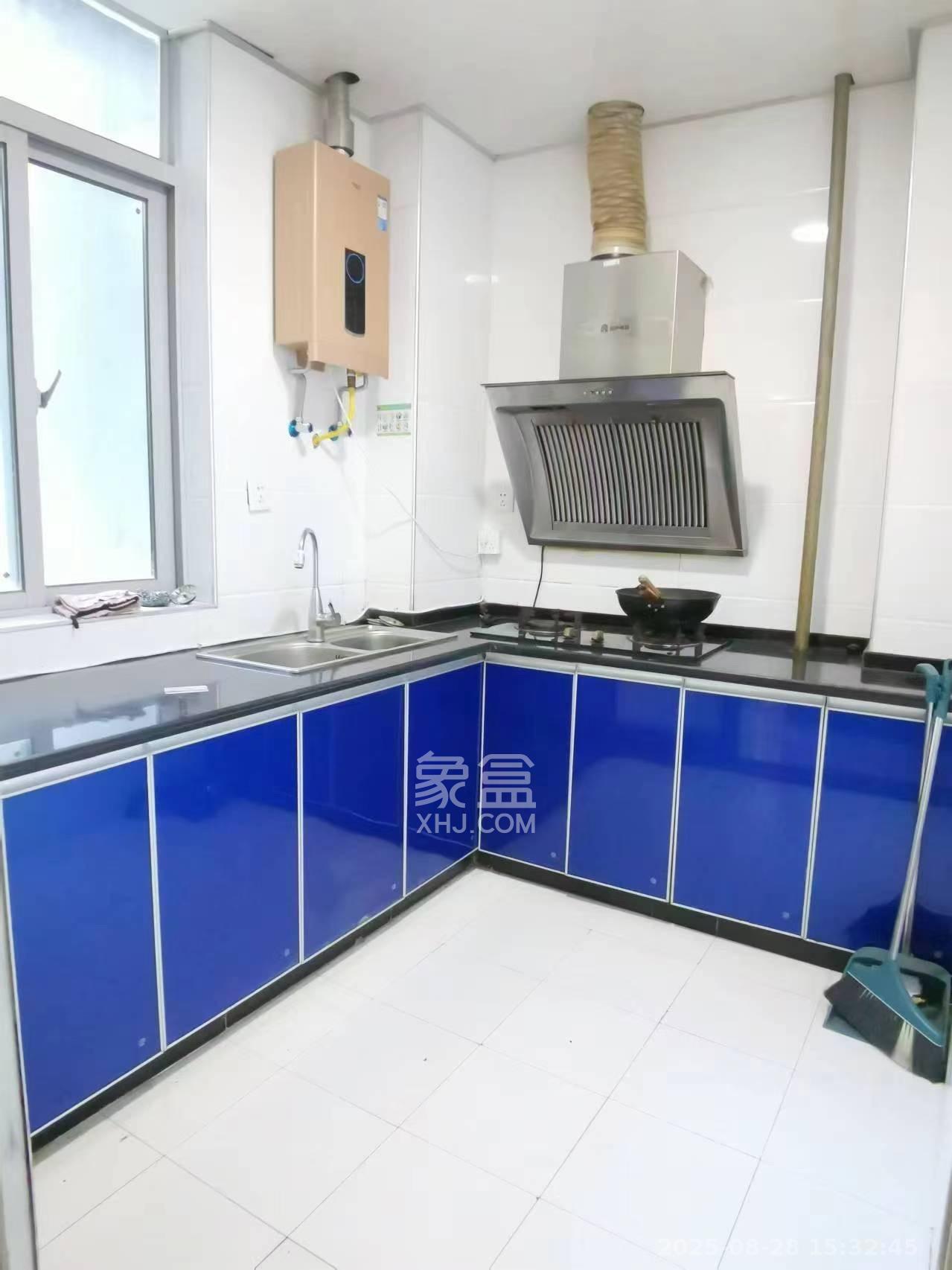 五一中央领御  3室1厅1卫    3800.0元/月 五一中央领御  3室1厅1卫    3800.0元/月室内图