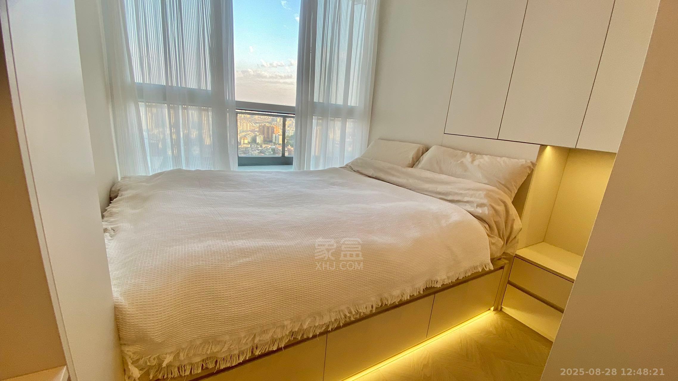 朗廷览江 1室1厅1卫 3000.00元/月 朗廷览江 1室1厅1卫 3000.00元/月室内图