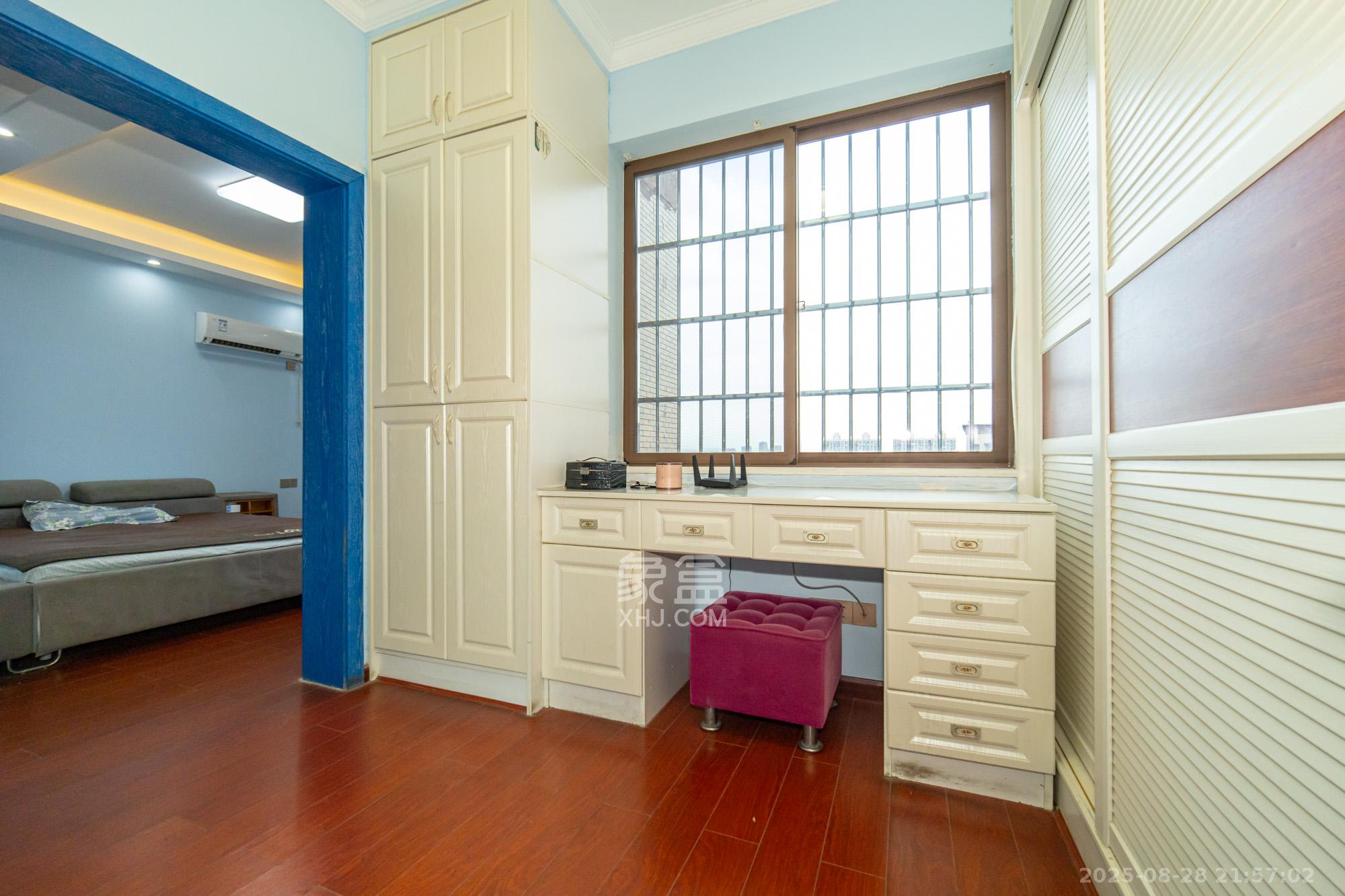 湖湾世景  5室2厅2卫    129.0万 湖湾世景  5室2厅2卫    129.0万其他