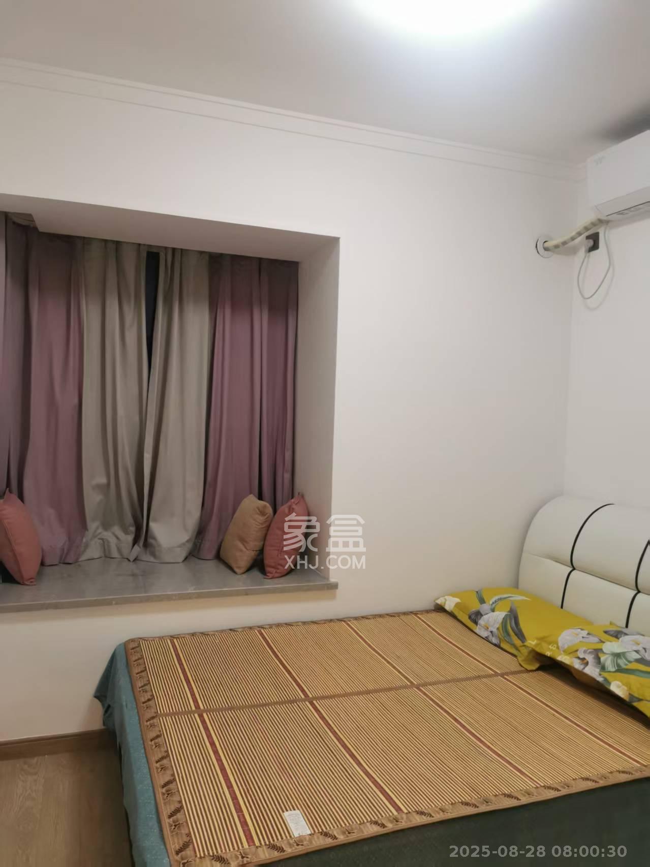 金地中交麓谷香颂(金地中交雅苑) 3室2厅2卫 2900.0元/月 金地中交麓谷香颂(金地中交雅苑) 3室2厅2卫 2900.0元/月室内图