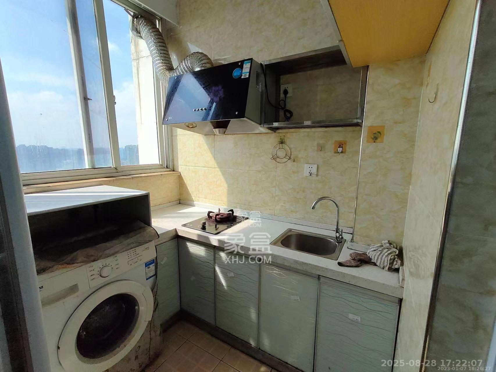 2076至高点  1室1厅1卫    1200.0元/月 2076至高点  1室1厅1卫    1200.0元/月室内图