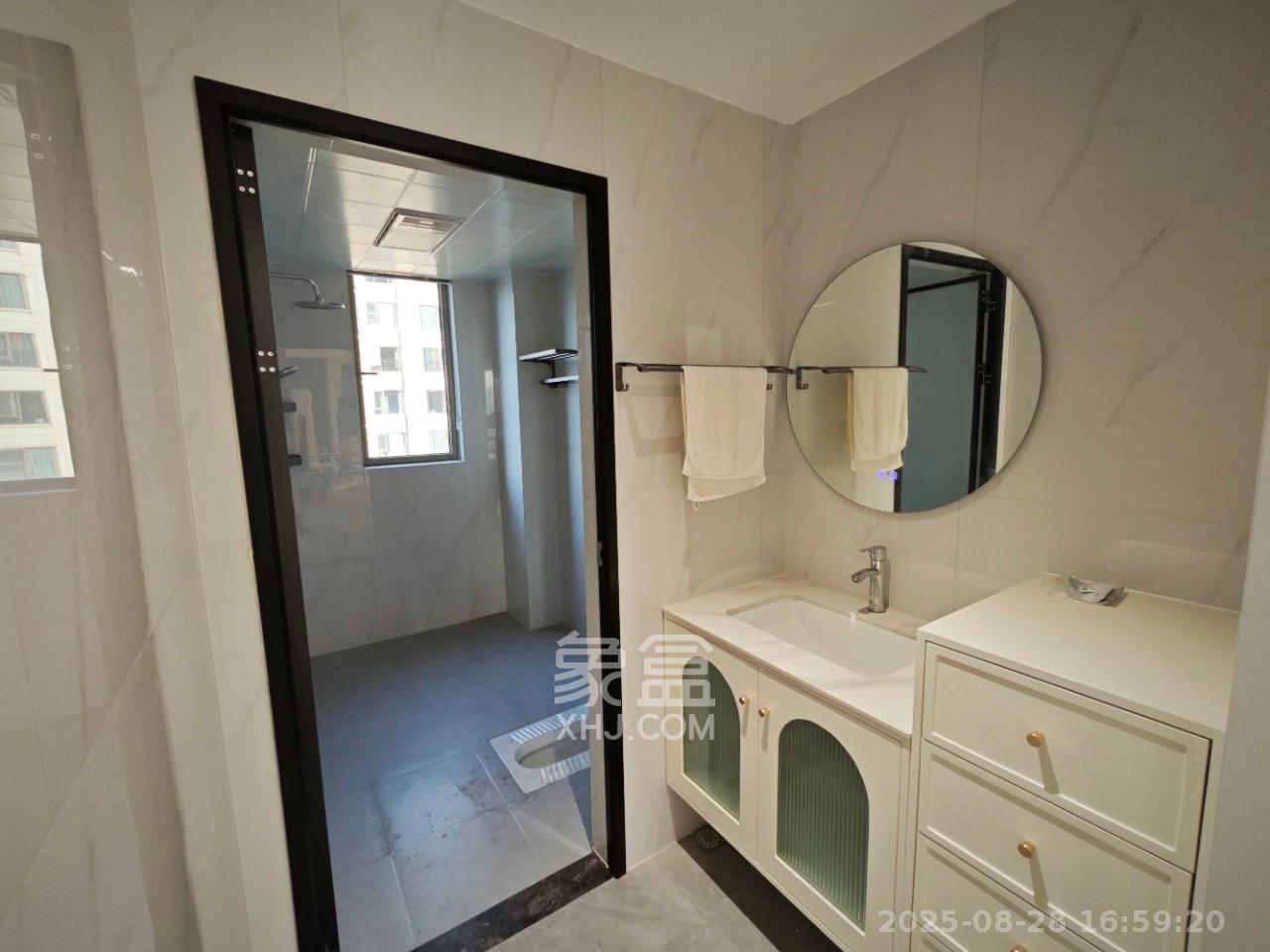 梅溪湖金茂湾  4室2厅2卫    4500.0元/月室内图