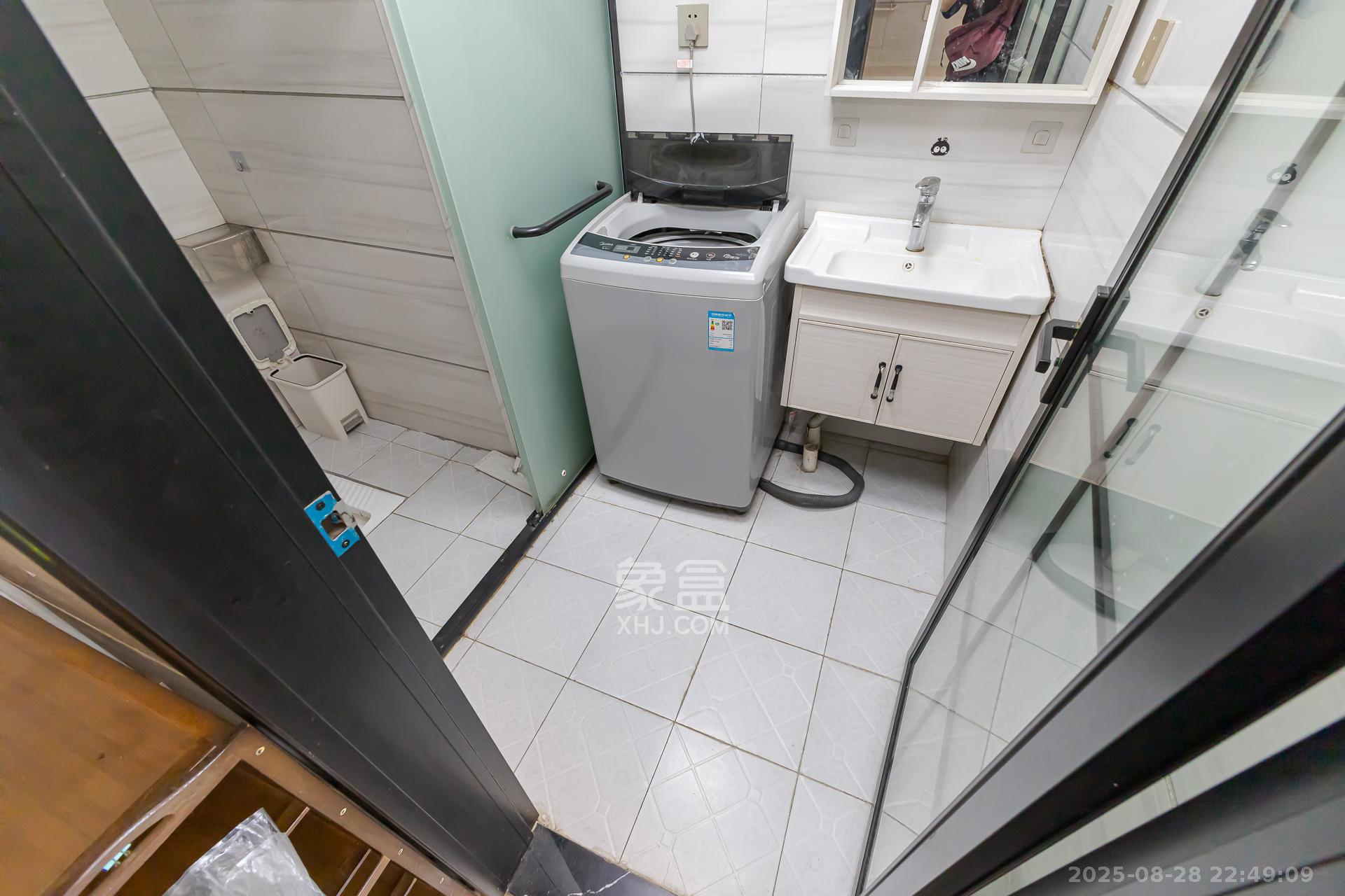 嘉宇银杉(嘉宇西苑)  1室0厅0卫    30.0万 嘉宇银杉(嘉宇西苑)  1室0厅0卫    30.0万卫生间