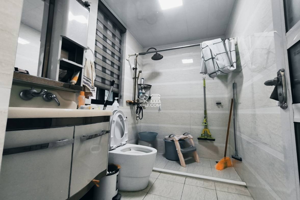 环强御景湾 2室2厅2卫 222.0万 环强御景湾 2室2厅2卫 222.0万室内图