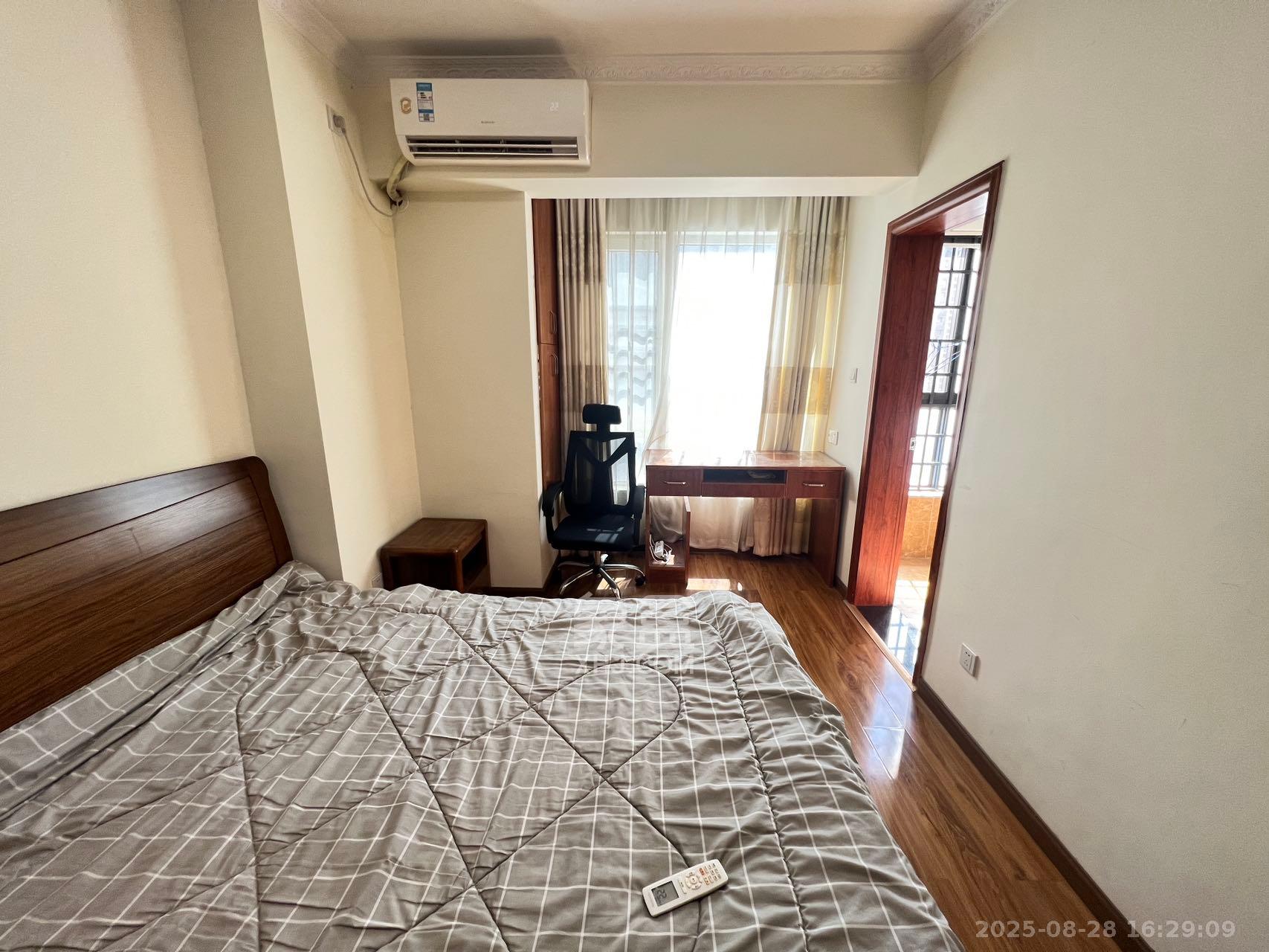 北辰三角洲E3区 1室1厅1卫 2300.0元/月 北辰三角洲E3区 1室1厅1卫 2300.0元/月室内图