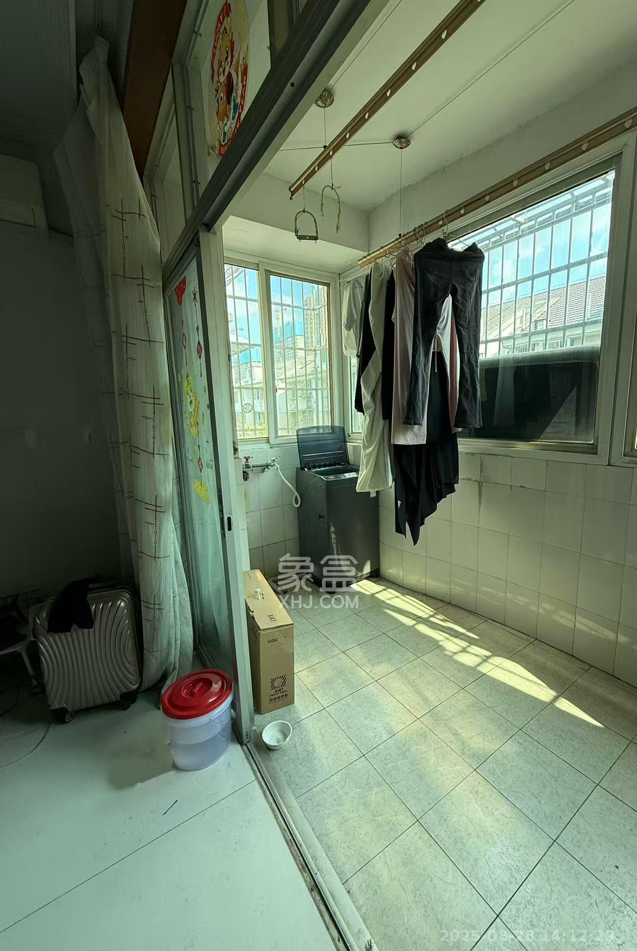 湖开小区(湖南开关厂宿舍)/南大桥社区 2室1厅1卫 1100.0元/月 湖开小区(湖南开关厂宿舍)/南大桥社区 2室1厅1卫 1100.0元/月室内图