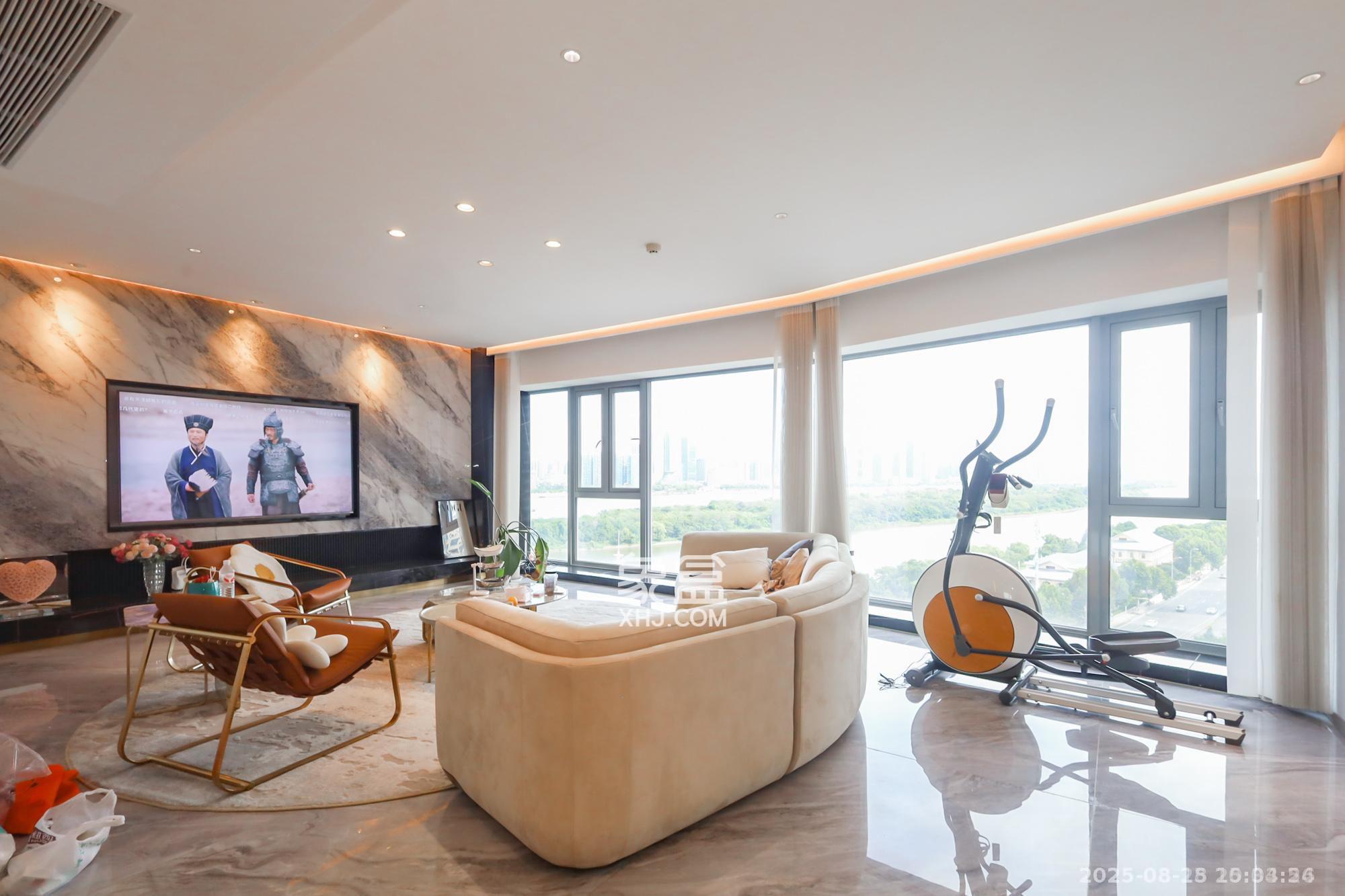 保利天禧C区  3室2厅2卫    16000.0元/月室内图