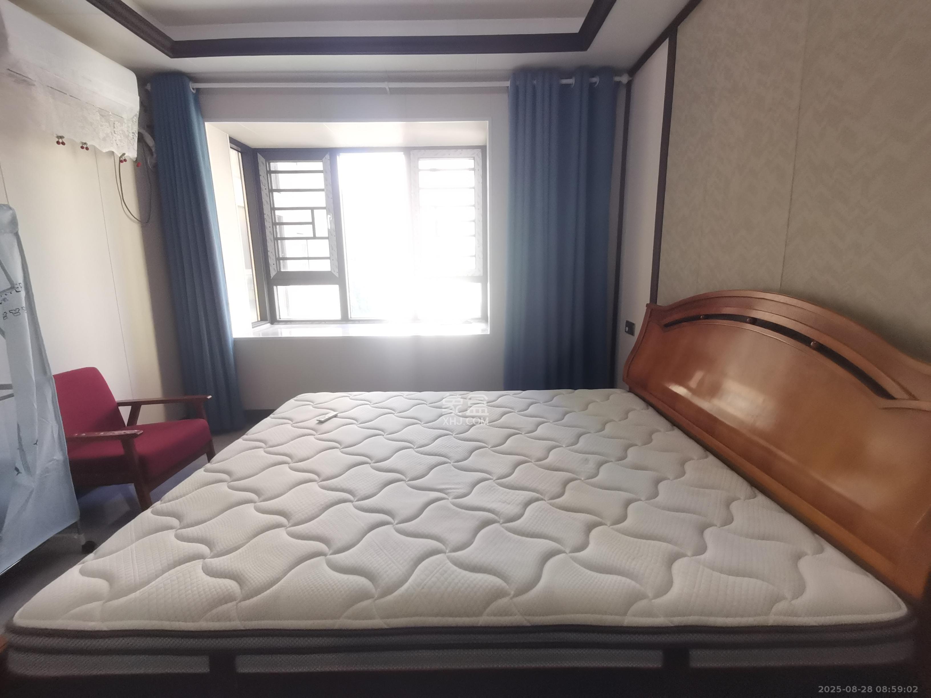 钱隆世家 3室2厅2卫 2500.0元/月 钱隆世家 3室2厅2卫 2500.0元/月室内图