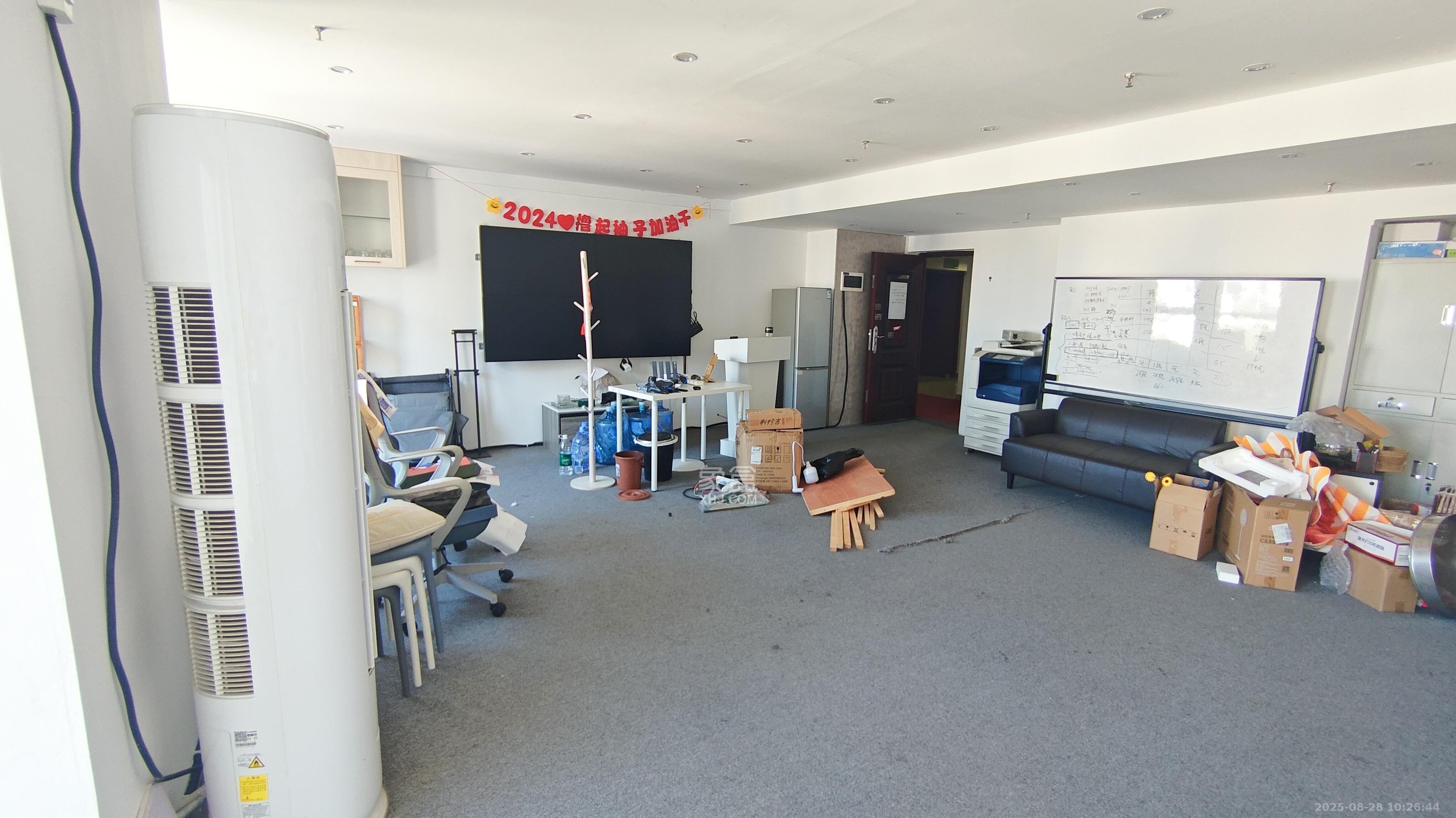 五峰国际 2室0厅1卫 2800.0元/月 五峰国际 2室0厅1卫 2800.0元/月室内图