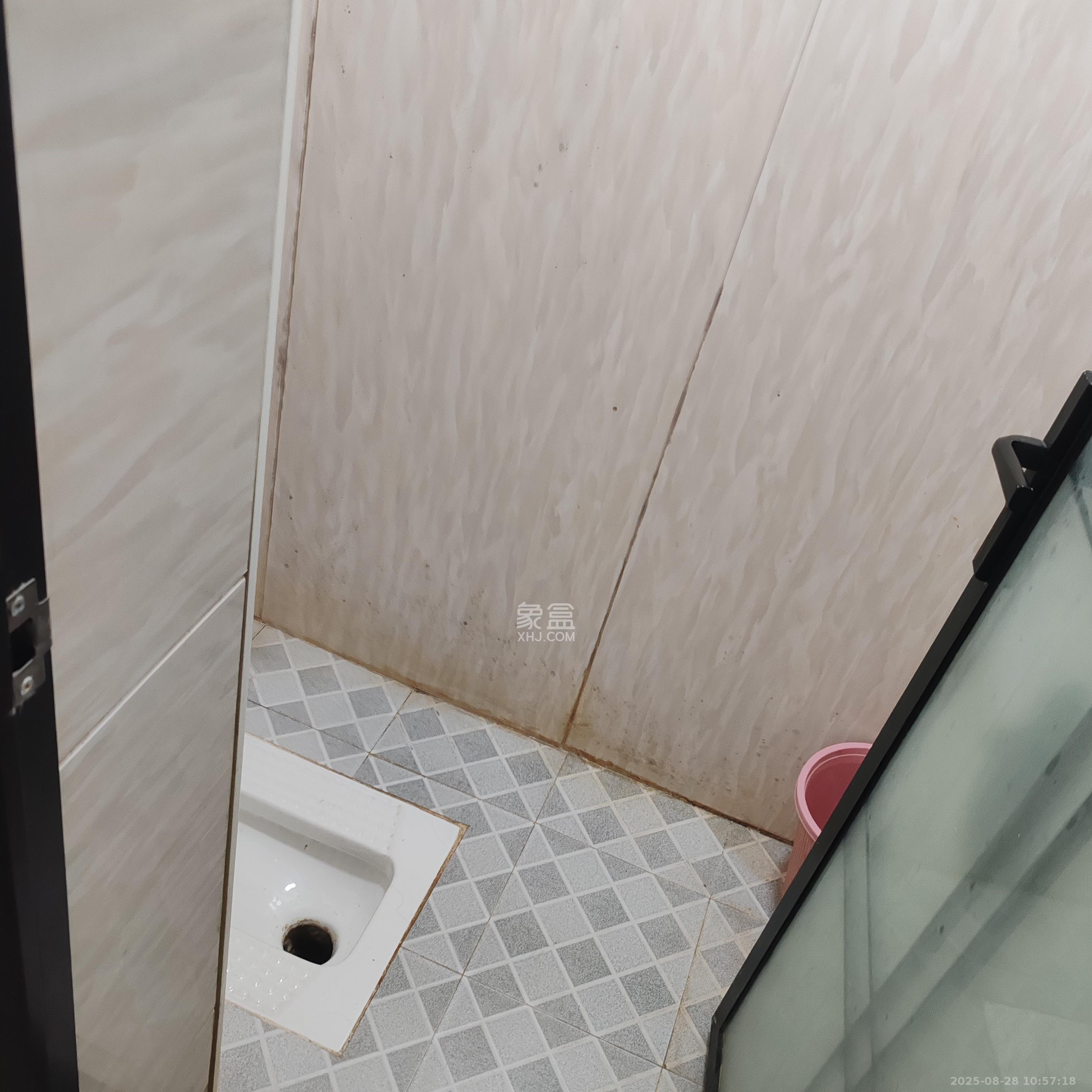 岳北和苑  1室1厅1卫   1600.00元/月室内图