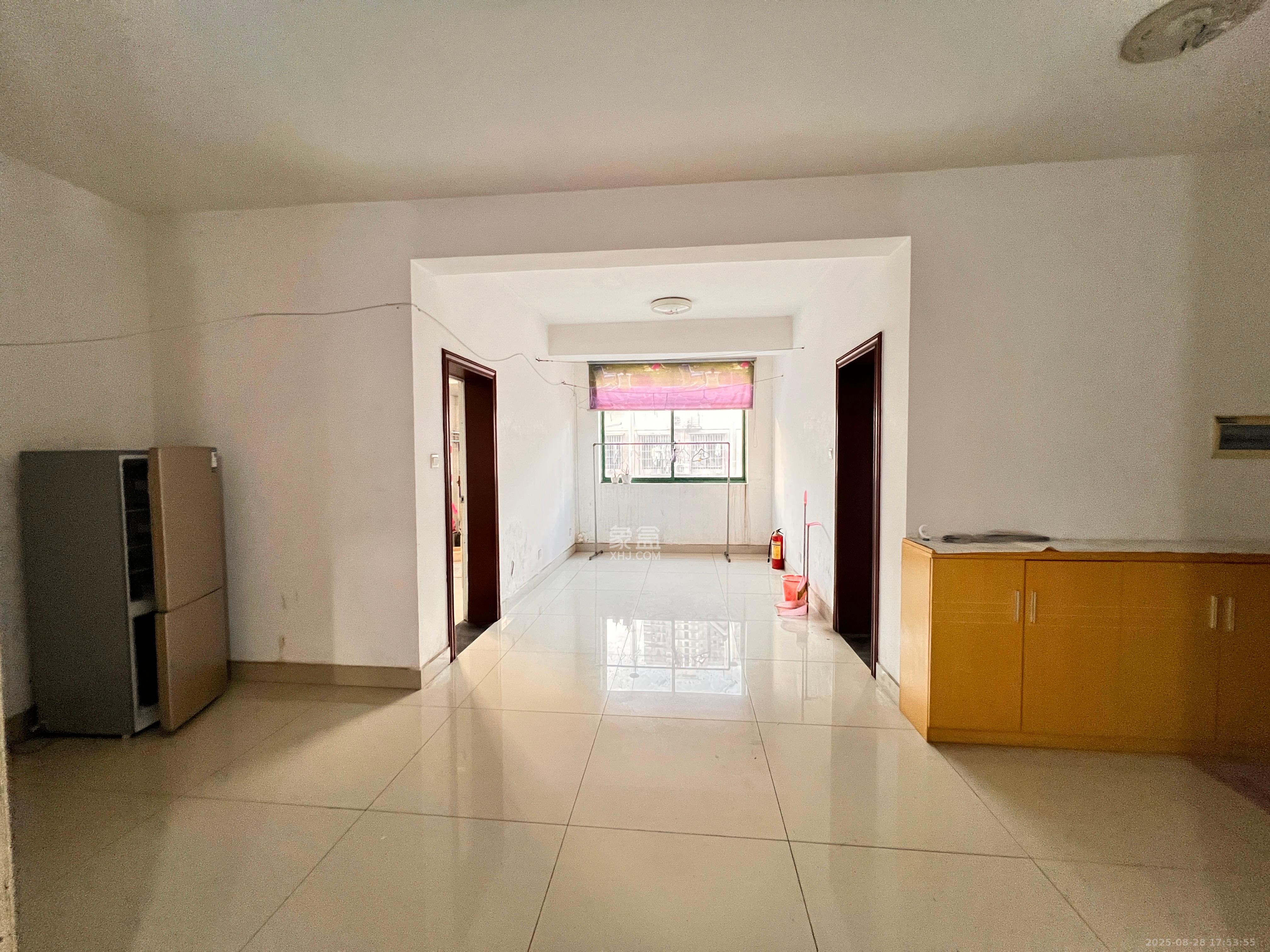 星沙国际物流园/泉星社区  4室2厅1卫    1100.0元/月 星沙国际物流园/泉星社区  4室2厅1卫    1100.0元/月