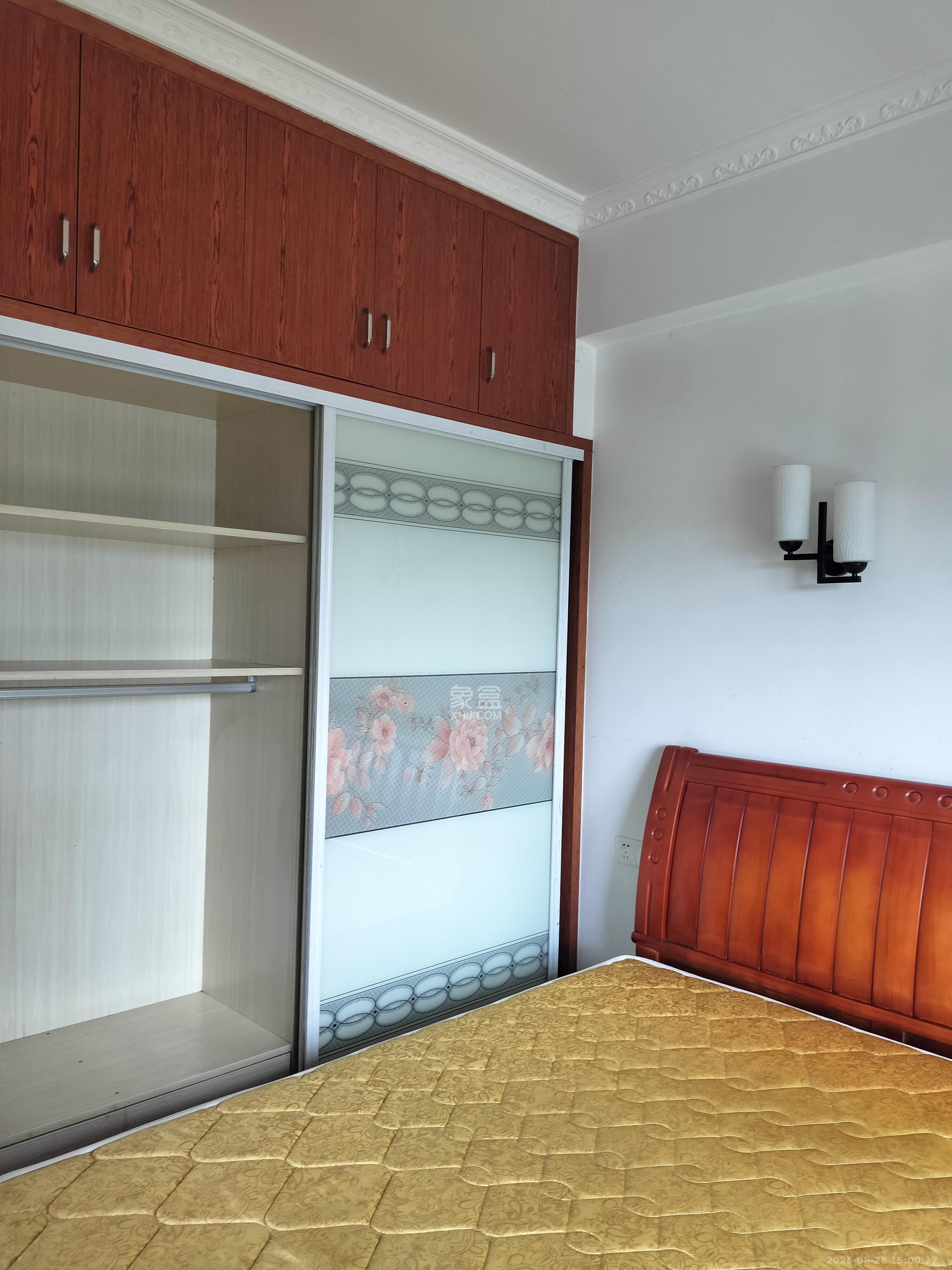 昌和商业中心/昌和国际  3室2厅1卫    2000.0元/月室内图