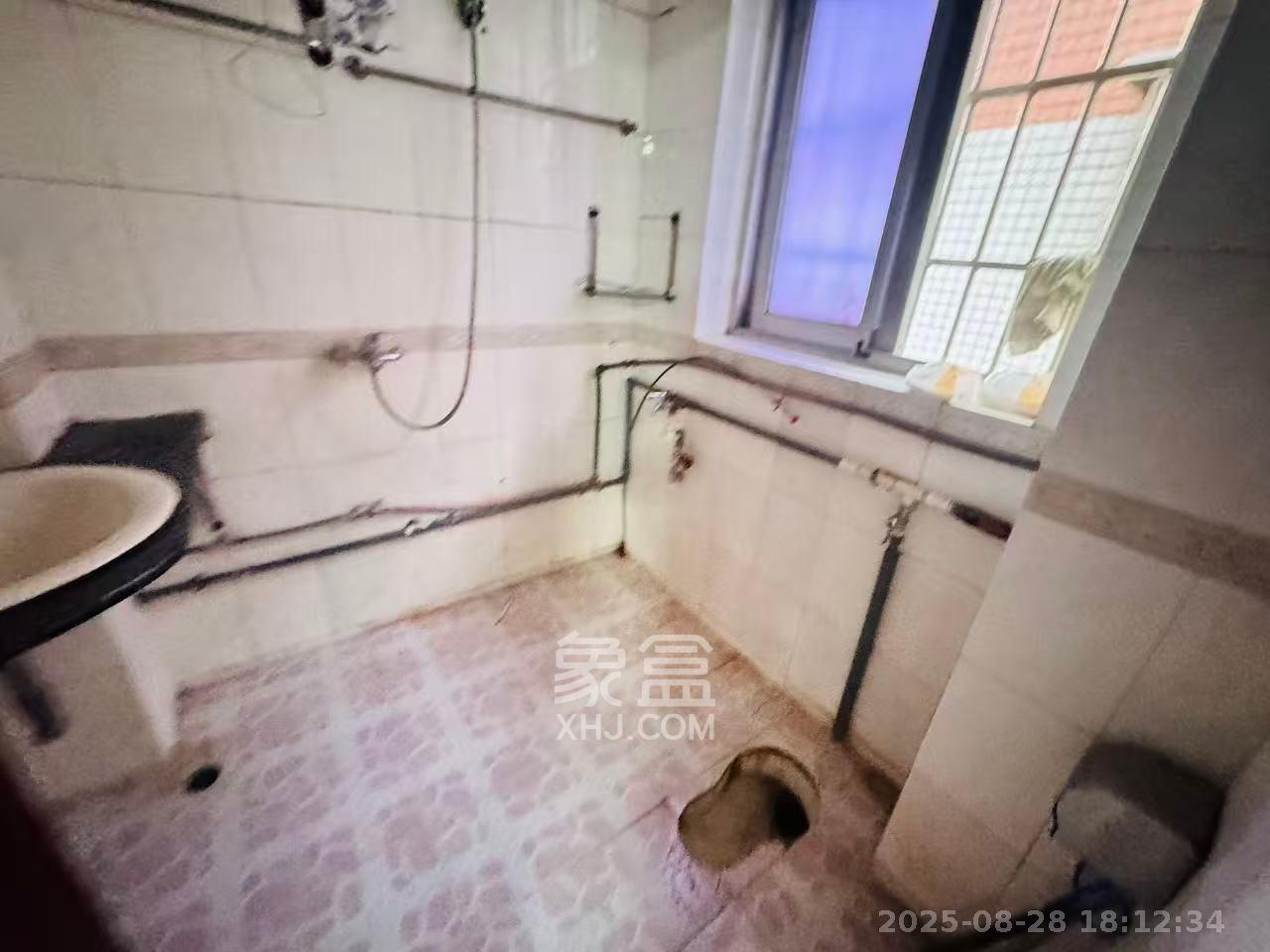 天龙花园 2室1厅2卫 2000.0元/月 天龙花园 2室1厅2卫 2000.0元/月室内图