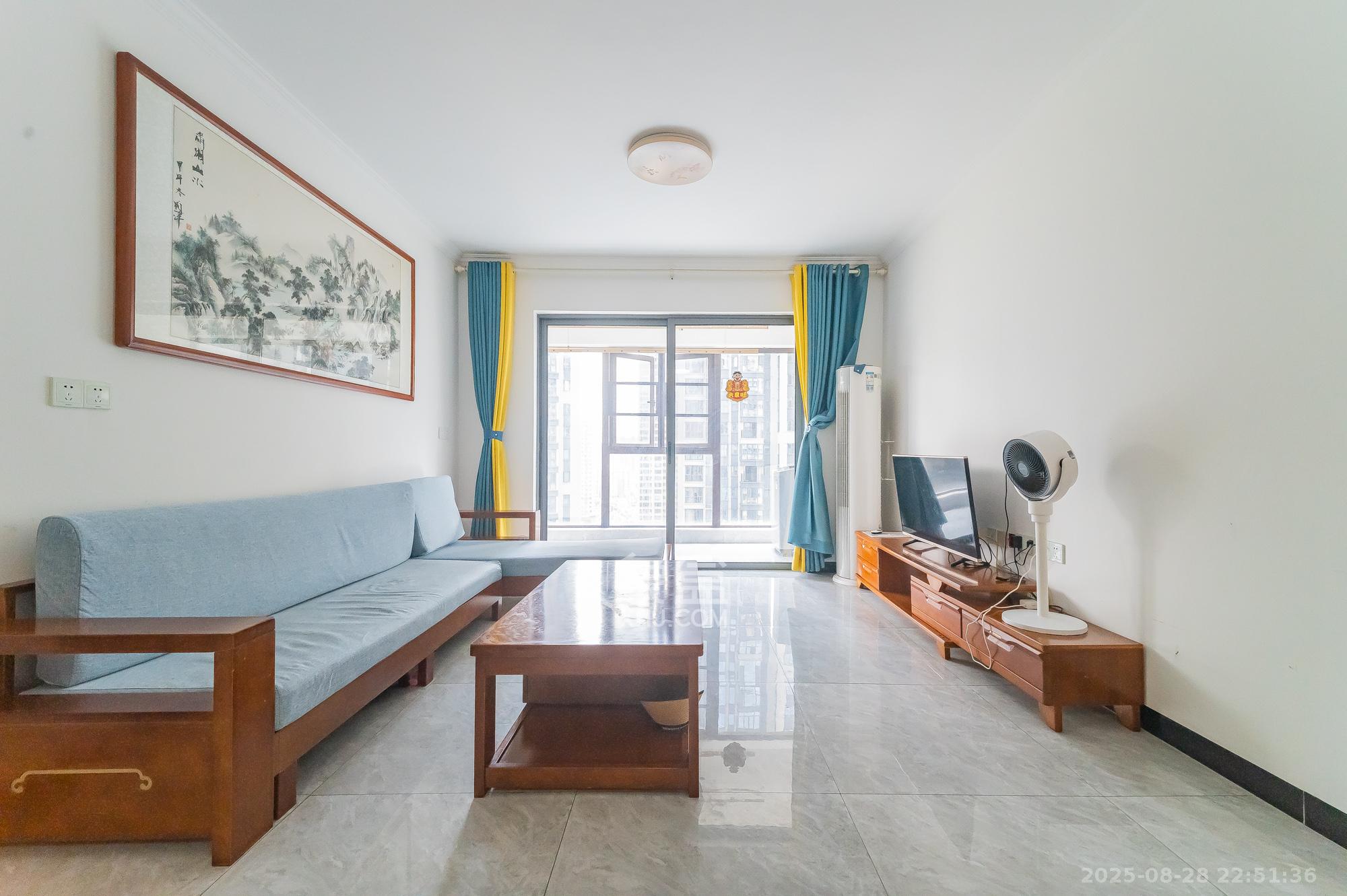 中建悦和城 3室2厅1卫 93.8万 中建悦和城 3室2厅1卫 93.8万客厅