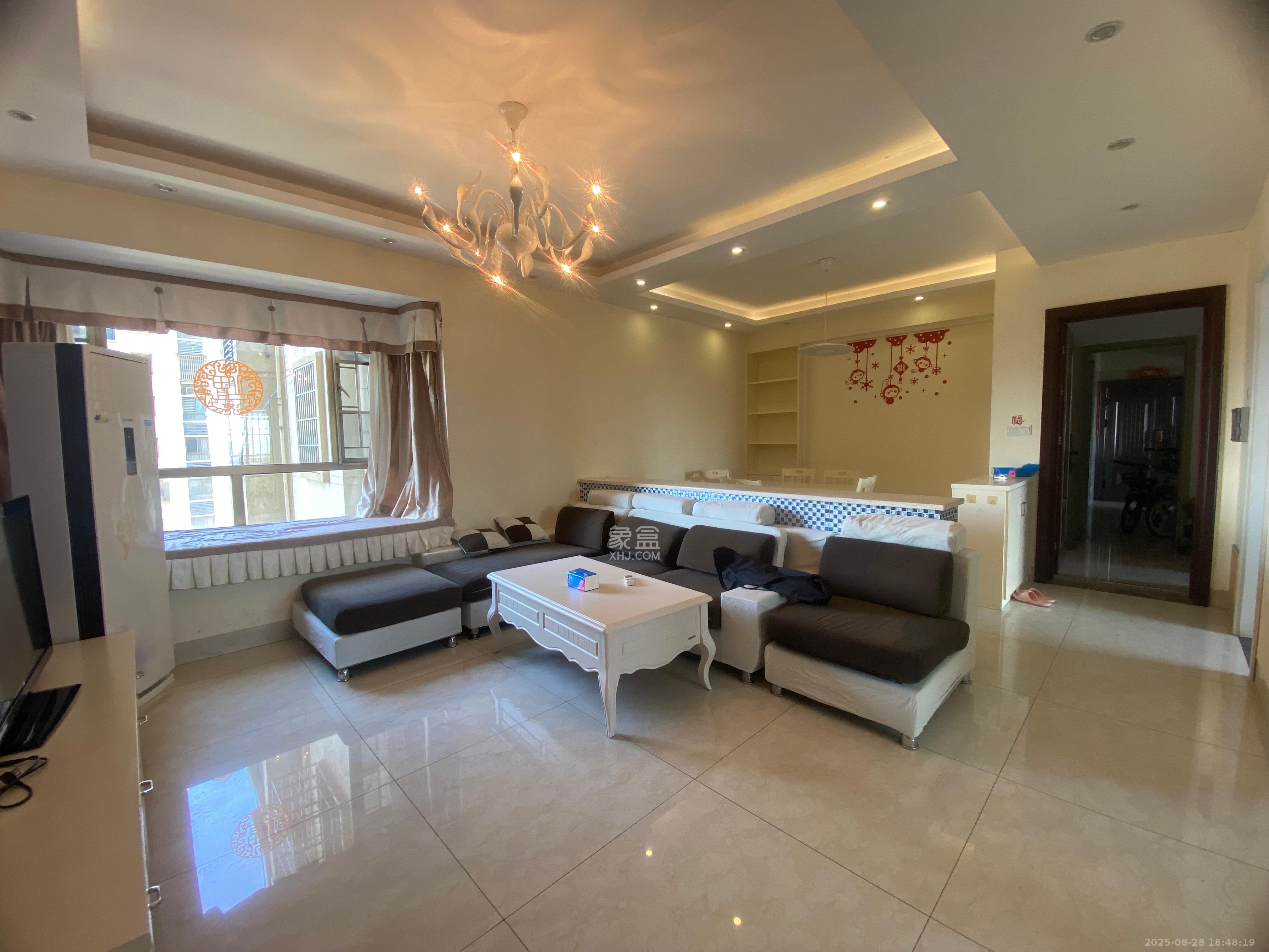 碧桂园威尼斯城  4室2厅2卫    2380.0元/月 碧桂园威尼斯城  4室2厅2卫    2380.0元/月