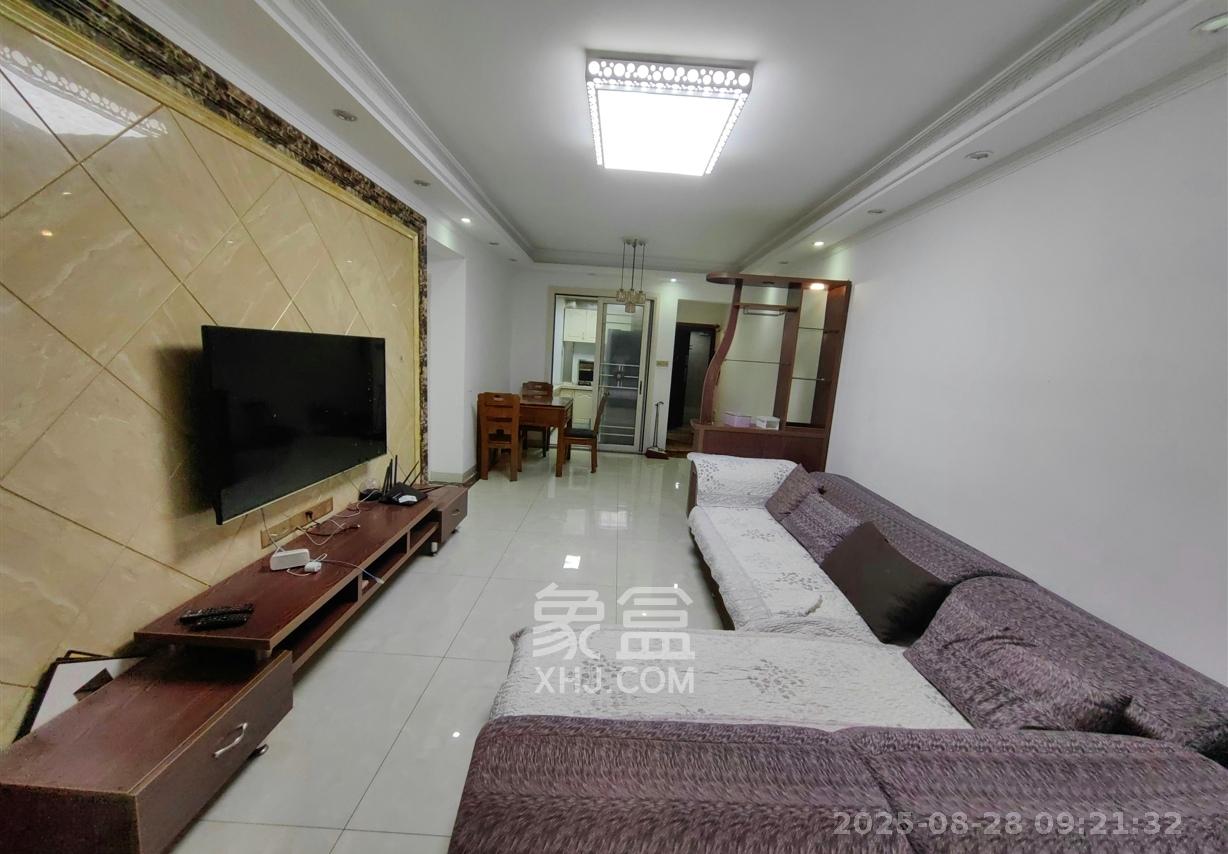 兰亭湾畔  3室2厅1卫    2100.0元/月 兰亭湾畔  3室2厅1卫    2100.0元/月室内图