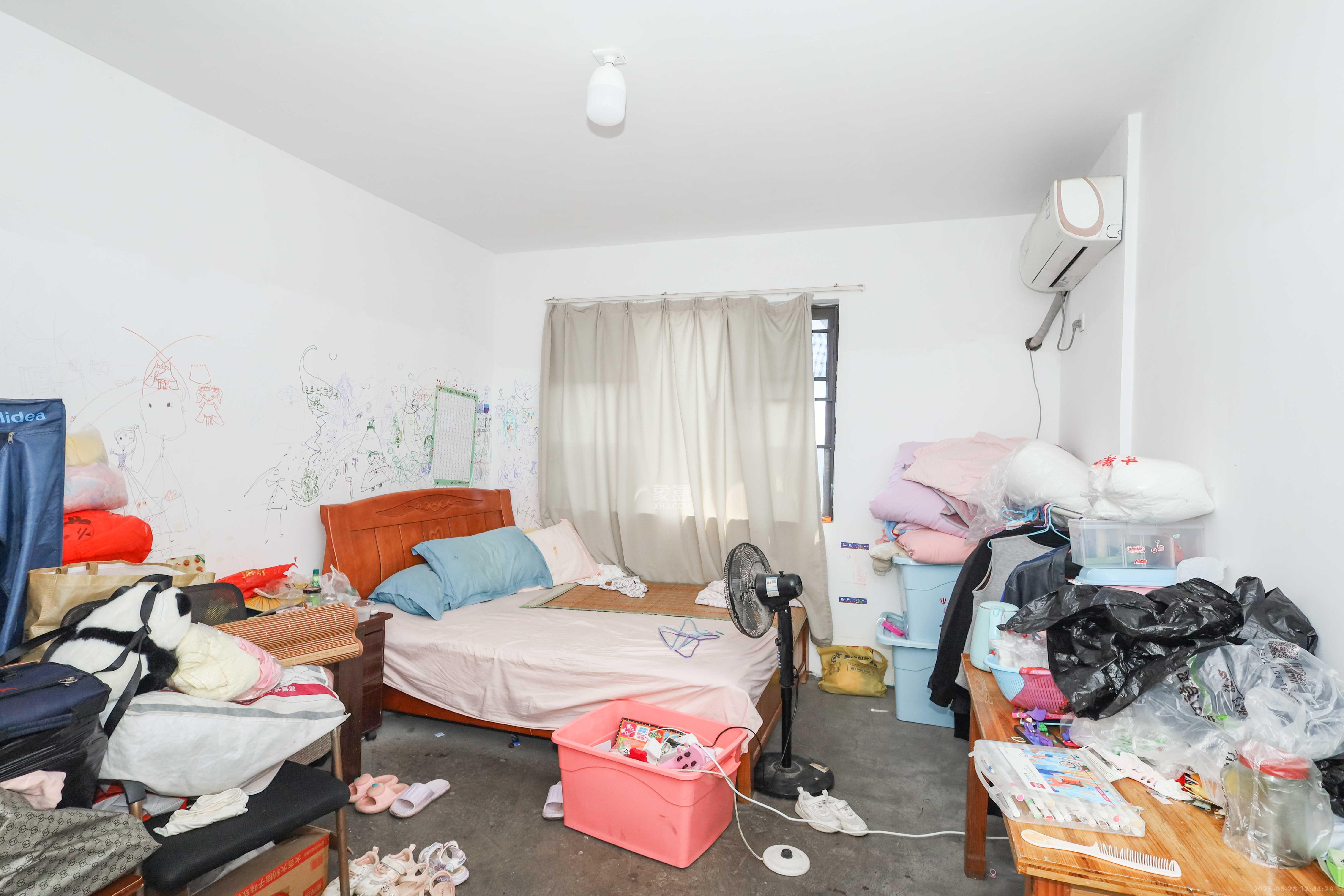 中冶中央公园  4室2厅2卫    151.0万 中冶中央公园  4室2厅2卫    151.0万卧室