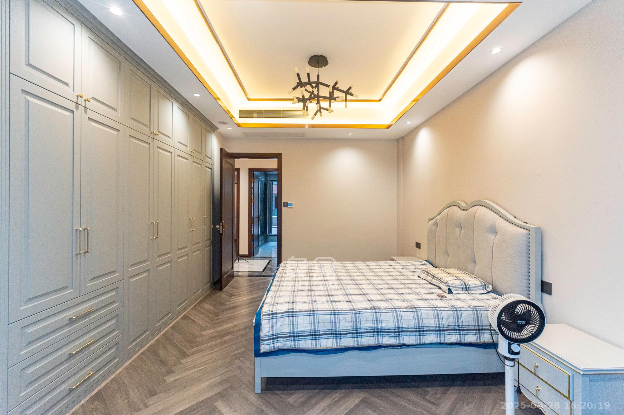 碧桂园翘楚棠  1室0厅0卫    410.0万 碧桂园翘楚棠  1室0厅0卫    410.0万卧室