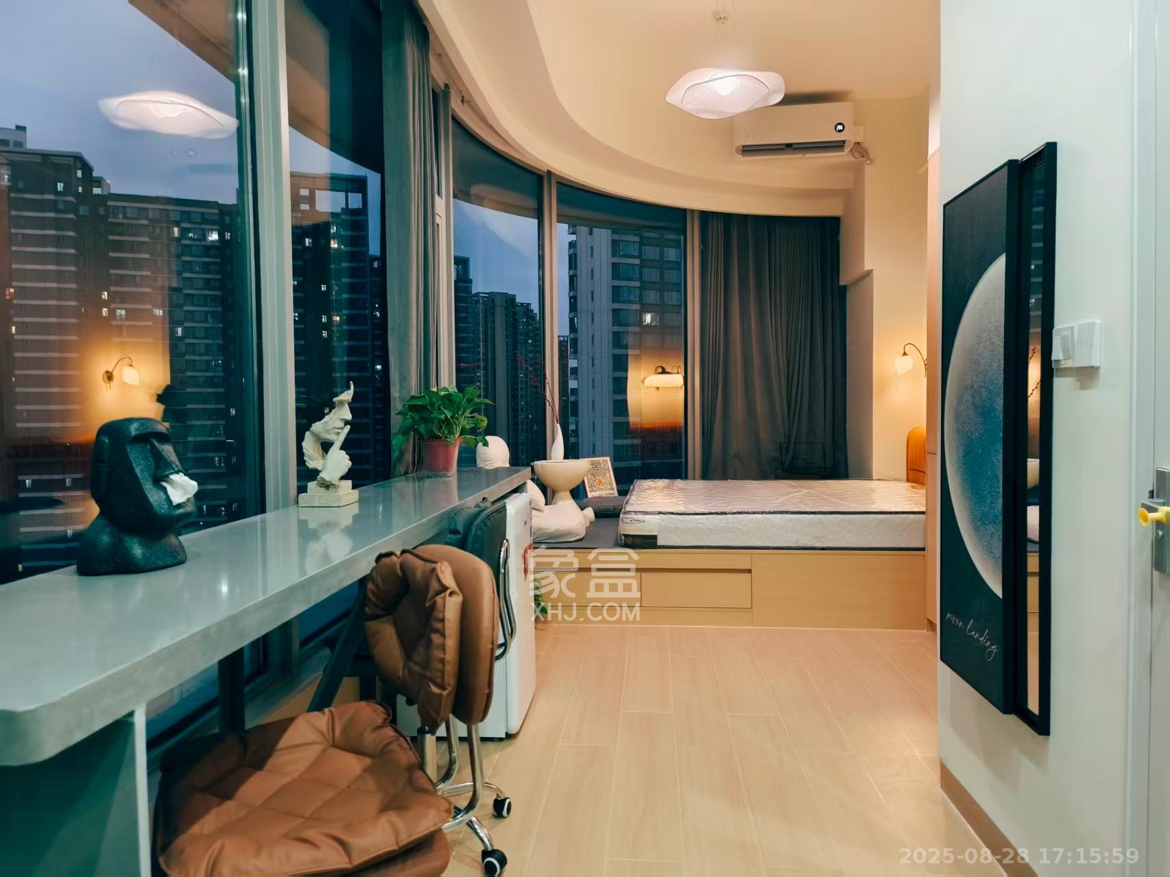 保利天禧EF区  1室1厅1卫    2300.0元/月室内图