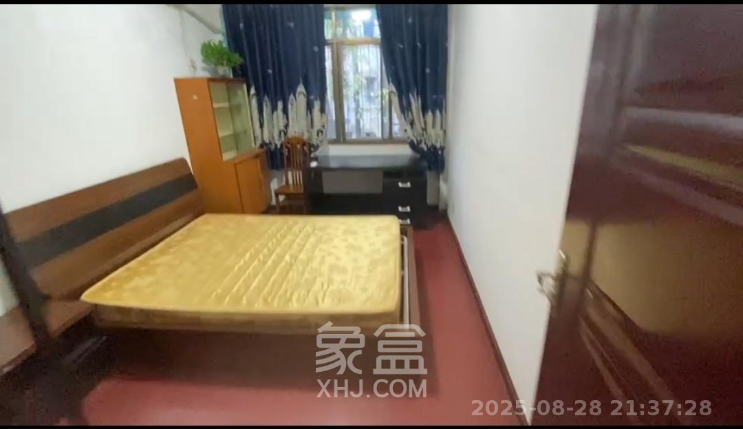 人民新村  3室1厅1卫   2380.00元/月室内图