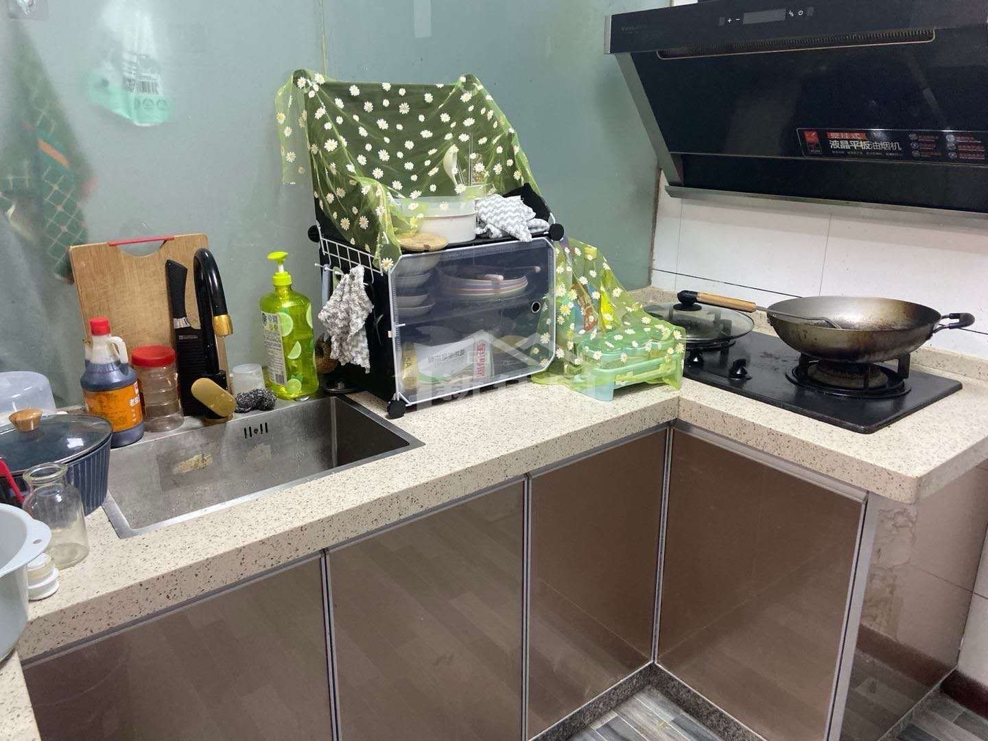 维港十字街  1室1厅1卫    1000.0元/月 维港十字街  1室1厅1卫    1000.0元/月室内图