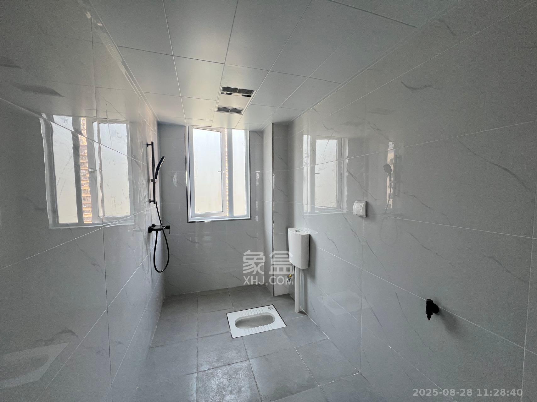 新宇东升家园 3室1厅2卫 2400.0元/月 新宇东升家园 3室1厅2卫 2400.0元/月室内图