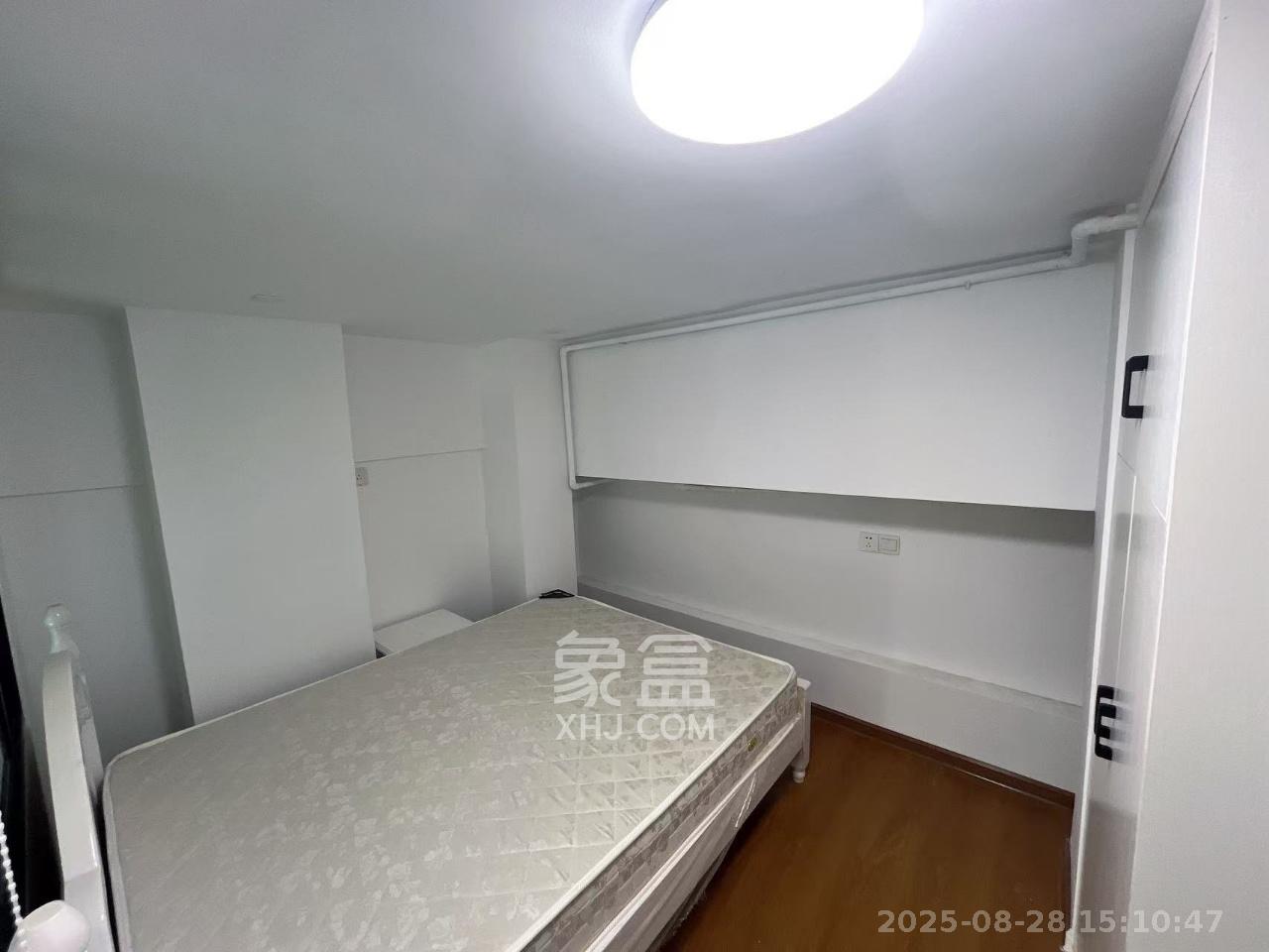 长房时代小镇  1室0厅0卫    2100.0元/月 长房时代小镇  1室0厅0卫    2100.0元/月室内图