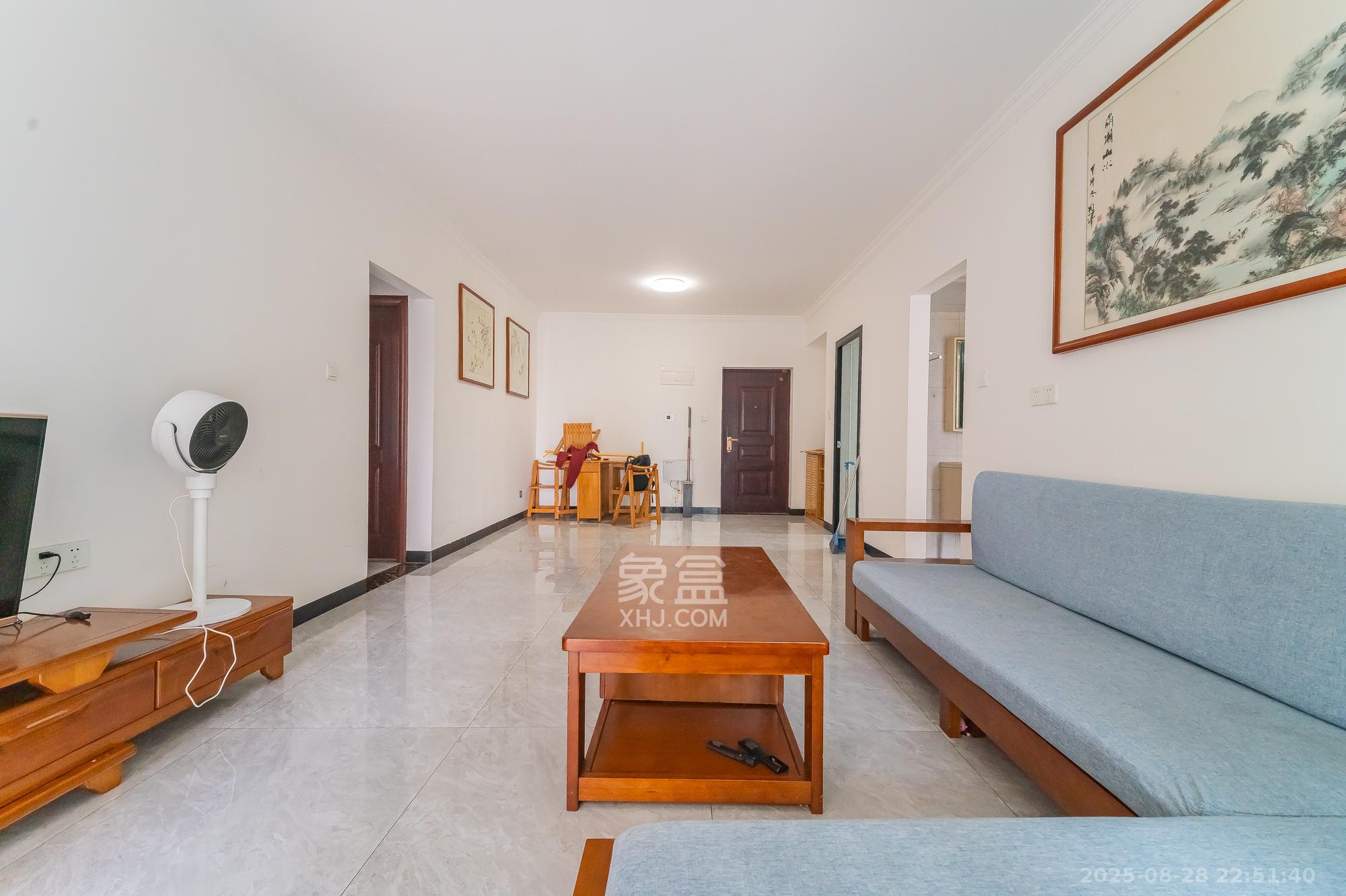 中建悦和城 3室2厅1卫 93.8万 中建悦和城 3室2厅1卫 93.8万客厅