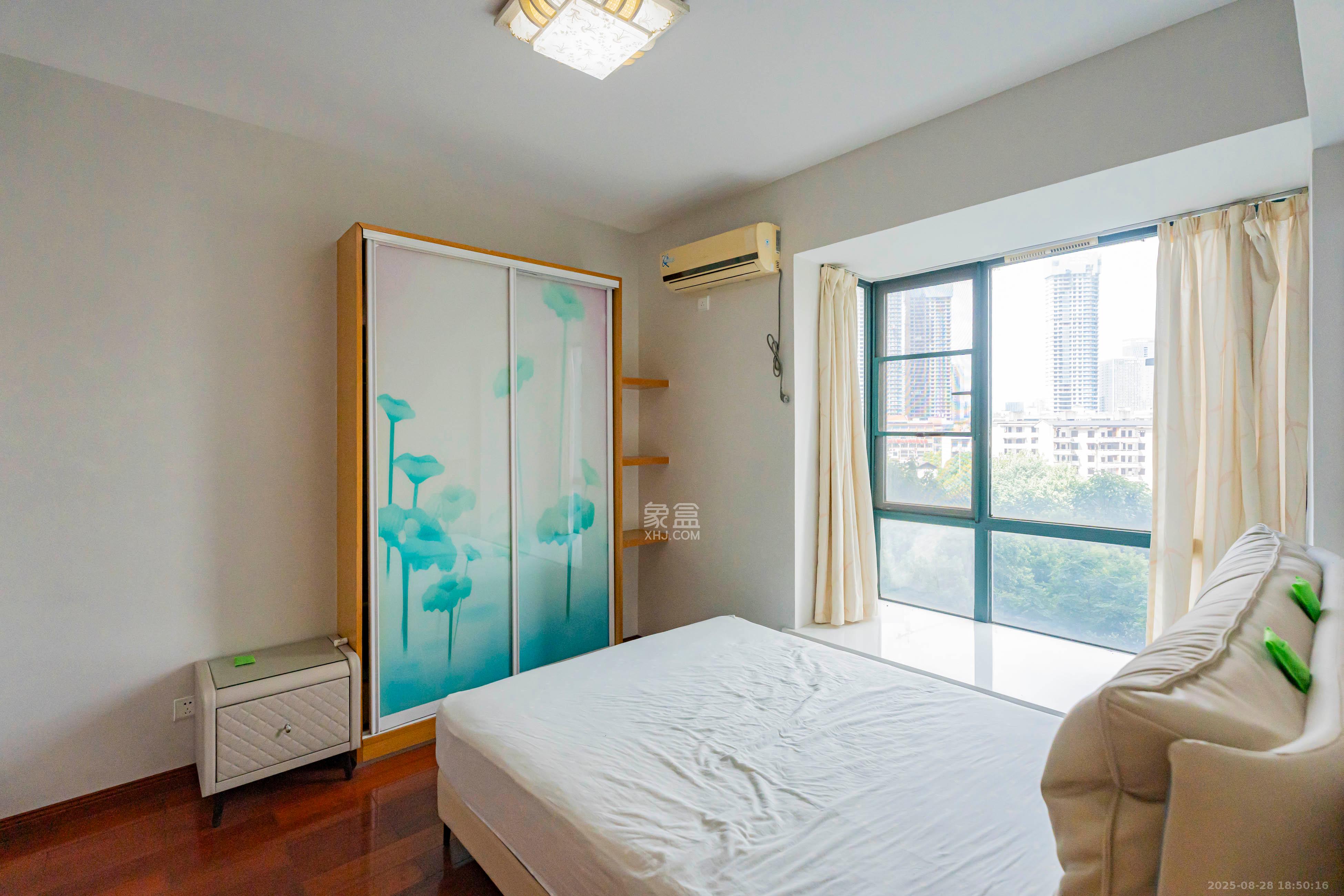 华盛新外滩  3室2厅2卫    175.0万 华盛新外滩  3室2厅2卫    175.0万卧室