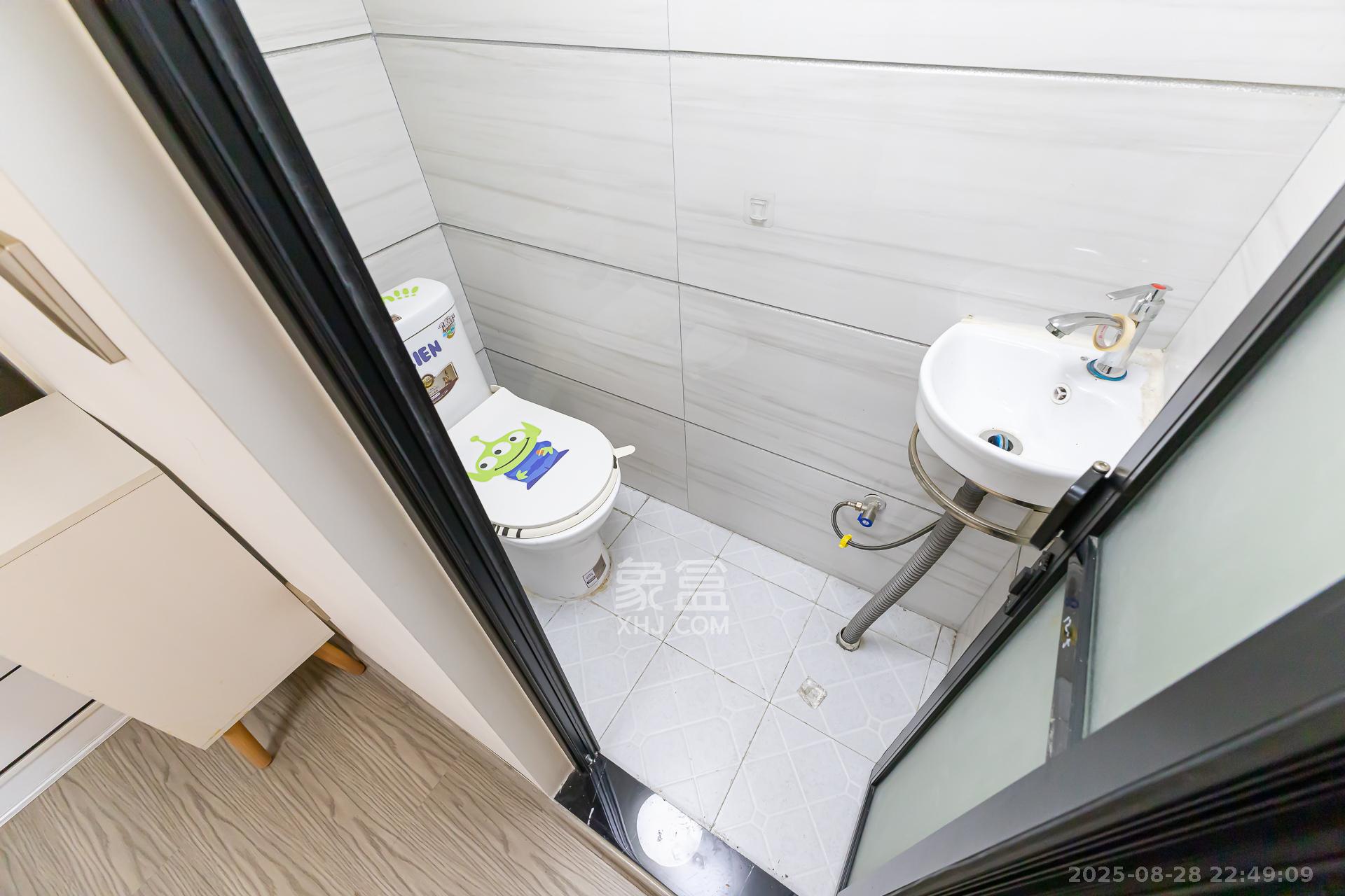 嘉宇银杉(嘉宇西苑)  1室0厅0卫    30.0万 嘉宇银杉(嘉宇西苑)  1室0厅0卫    30.0万卫生间